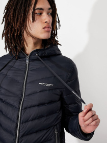 Куртки и дубленки Armani Exchange модель 8NZB53-ZNW3Z-85AZ Фото