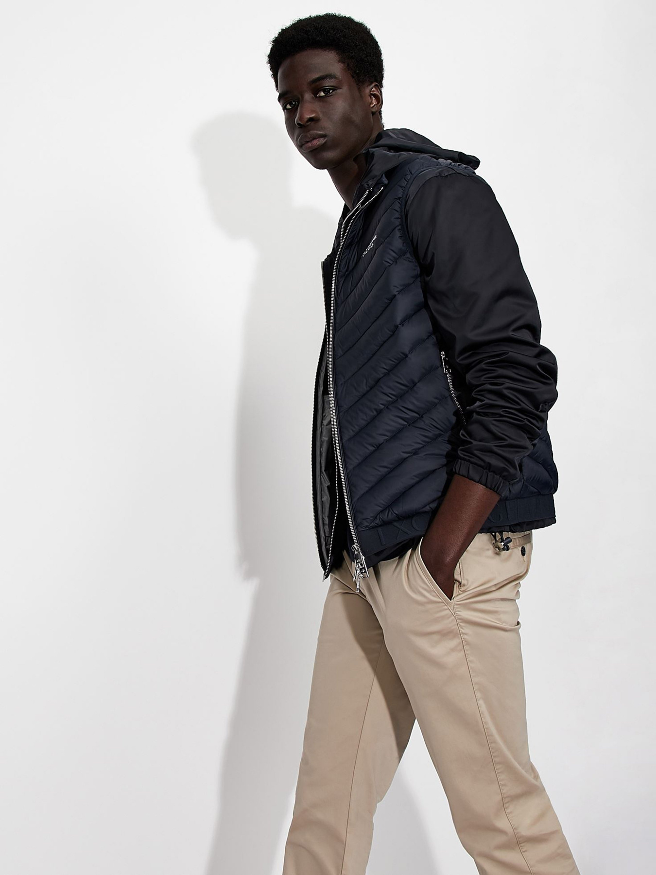 Куртки та дублянки Armani Exchange модель 8NZQ52-ZNW3Z-5578 Куртки та дублянки Armani Exchange модель 8NZQ52-ZNW3Z-5578 Фото