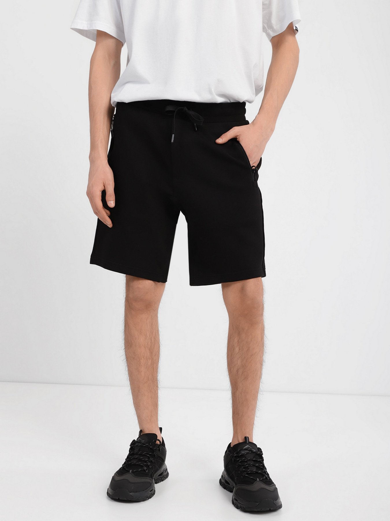 Шорты Armani Exchange модель 8NZS75-ZJKRZ-1200 Шорты Armani Exchange модель 8NZS75-ZJKRZ-1200 Фото
