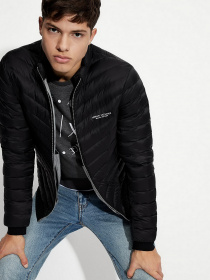 Куртки и дубленки Armani Exchange модель 8NZB52-ZNW3Z-0217 Фото