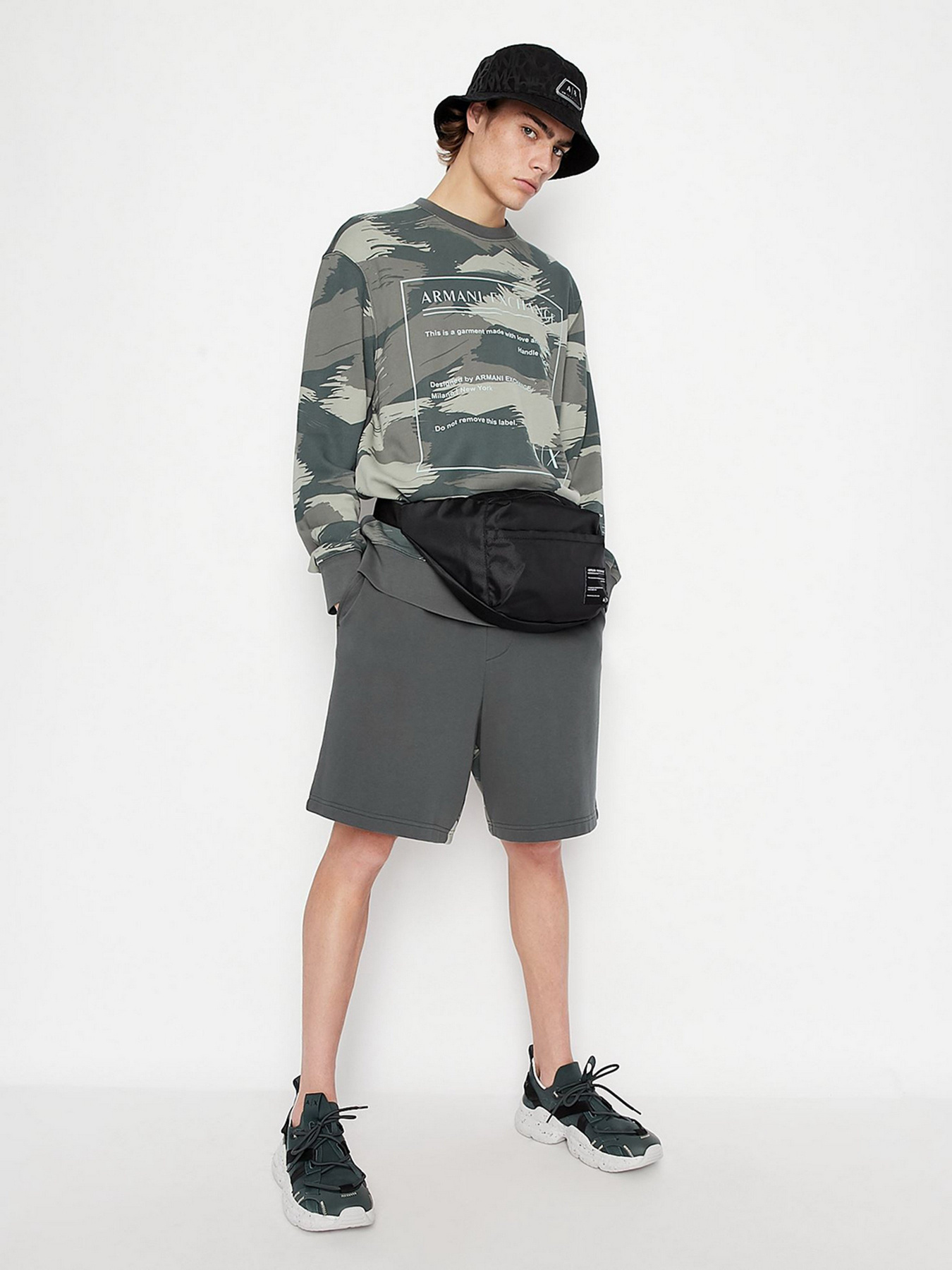 Худи и свитшоты Armani Exchange модель 3LZMHB-ZJEFZ-25BE Фото