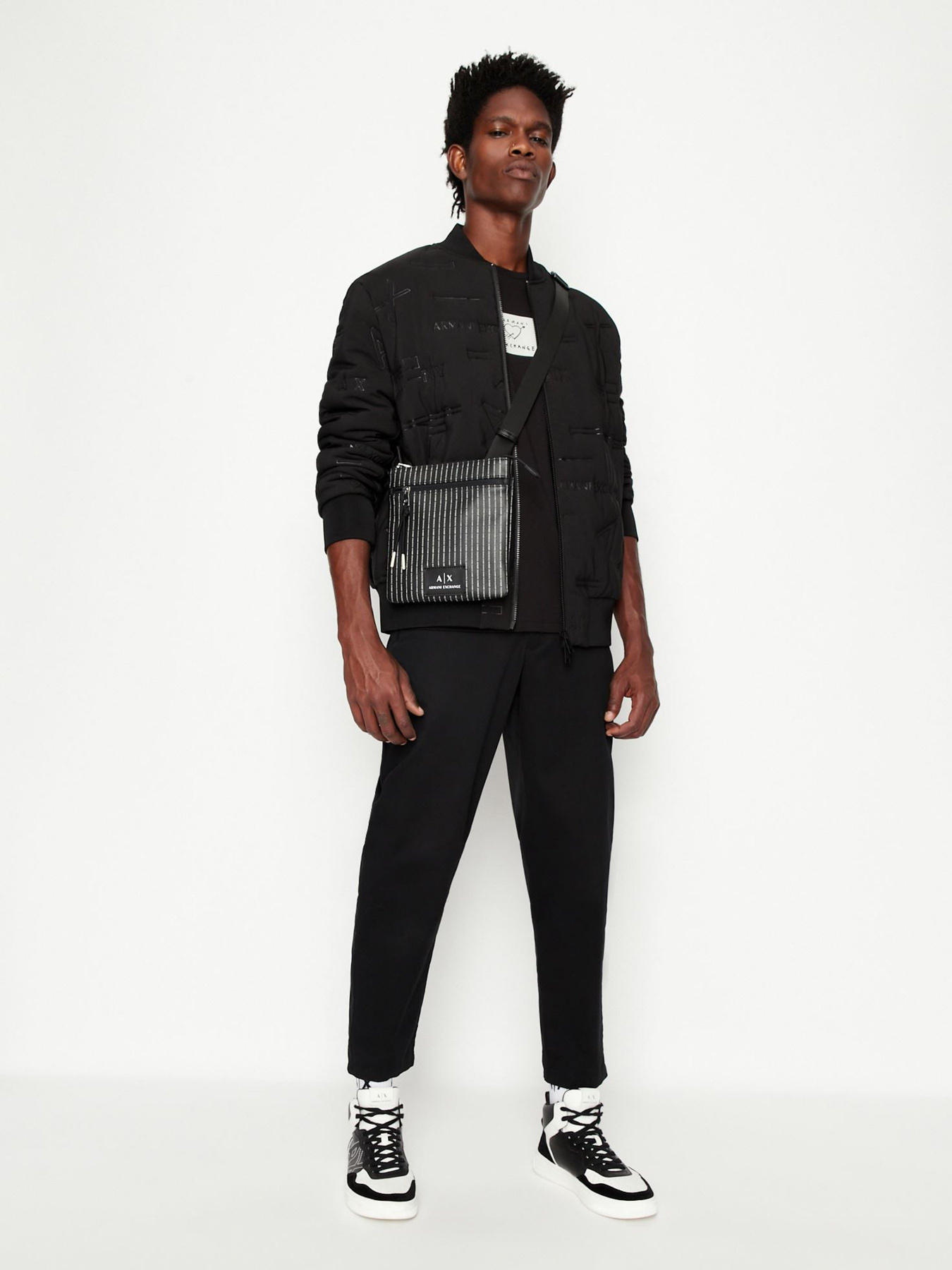 Футболки и поло Armani Exchange модель 6LZTHP-ZJBVZ-1200 Фото