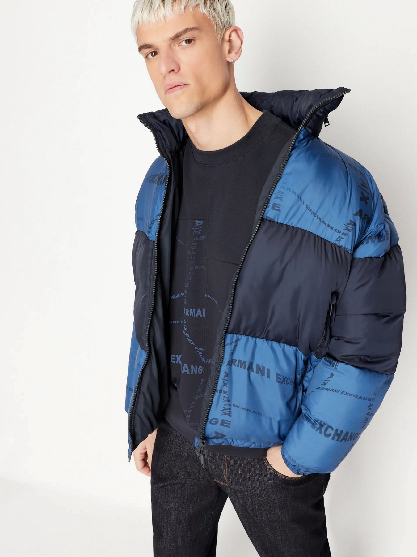 Худі та світшоти Armani Exchange модель 3RZMFA-ZJXAZ-85CD Фото