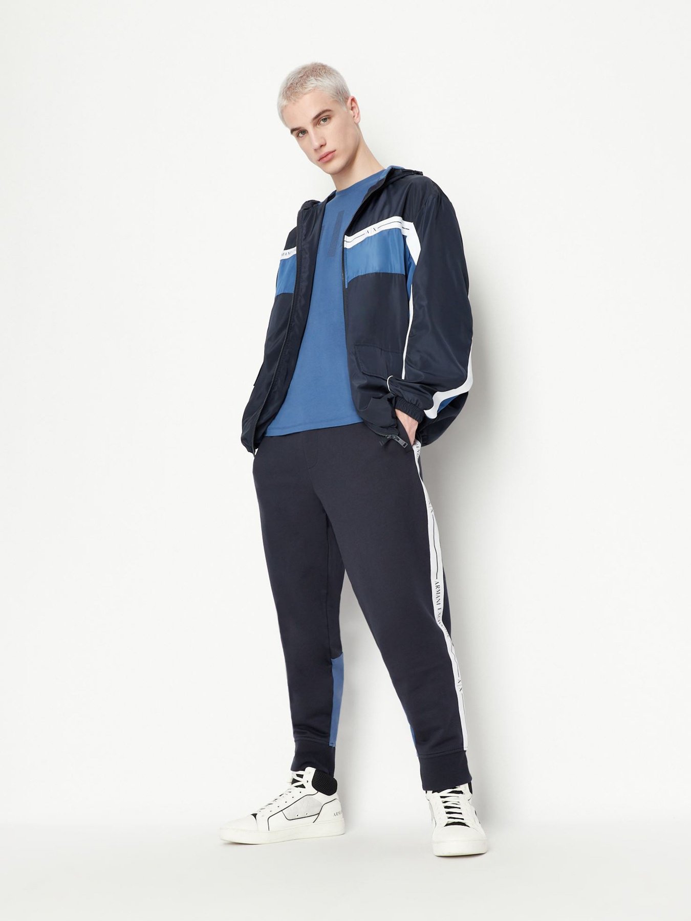 Штани Armani Exchange модель 3RZPFB-ZJDEZ-85CE Штани Armani Exchange модель 3RZPFB-ZJDEZ-85CE Фото