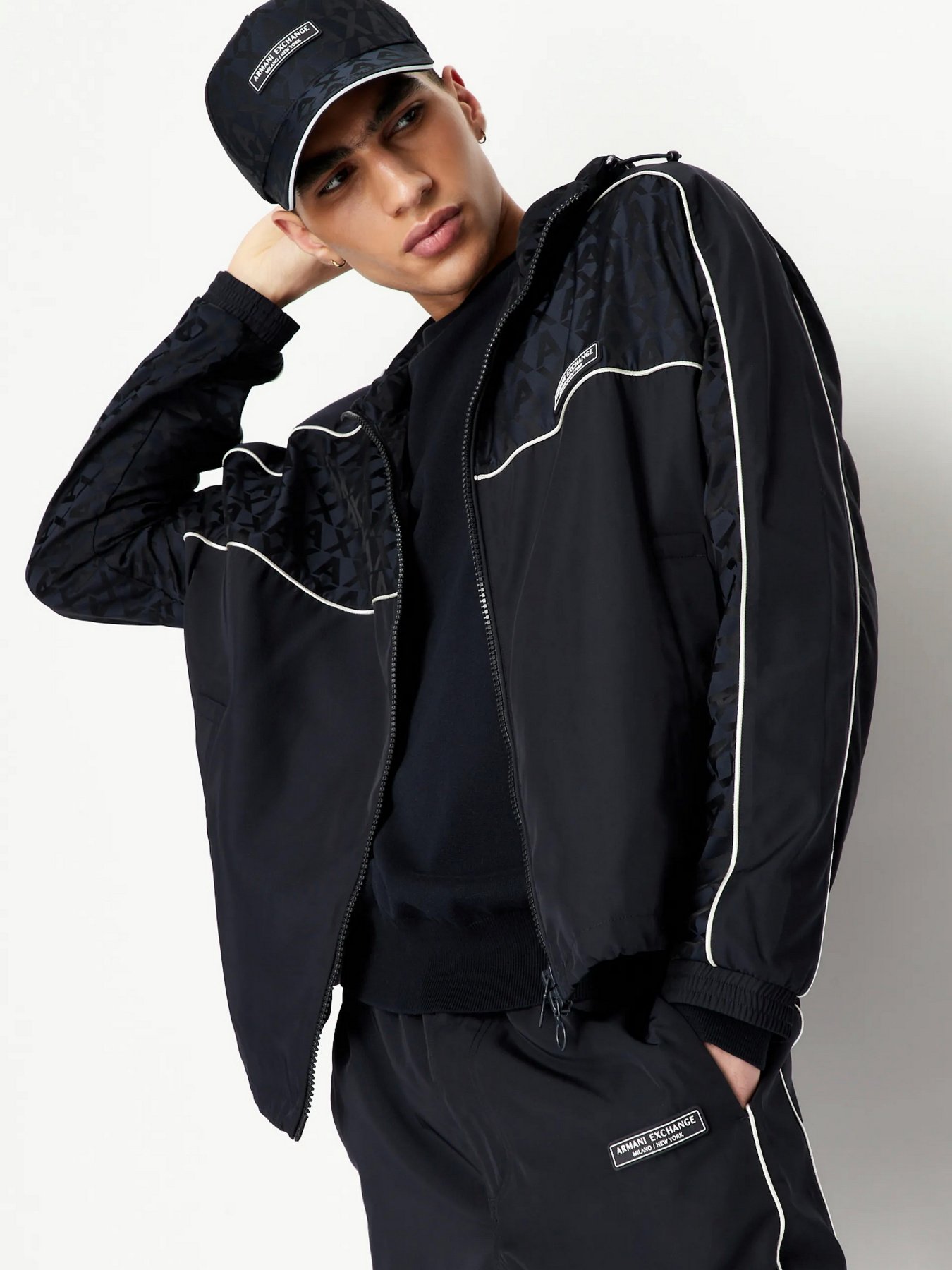 Куртки та дублянки Armani Exchange модель 3RZBL1-ZN1SZ-85CN Фото