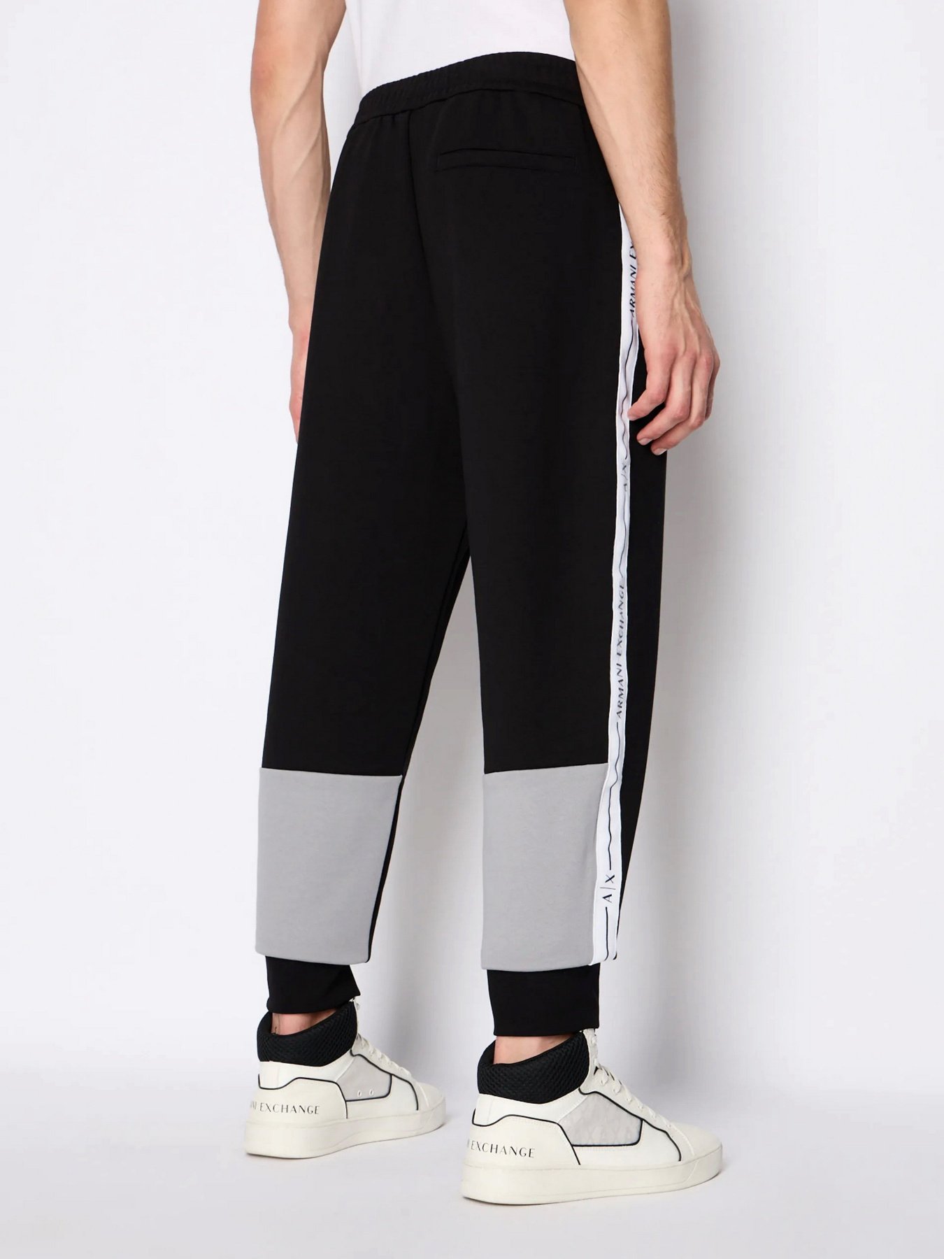 Штани Armani Exchange модель 3RZPFB-ZJDEZ-52AF Штани Armani Exchange модель 3RZPFB-ZJDEZ-52AF Фото