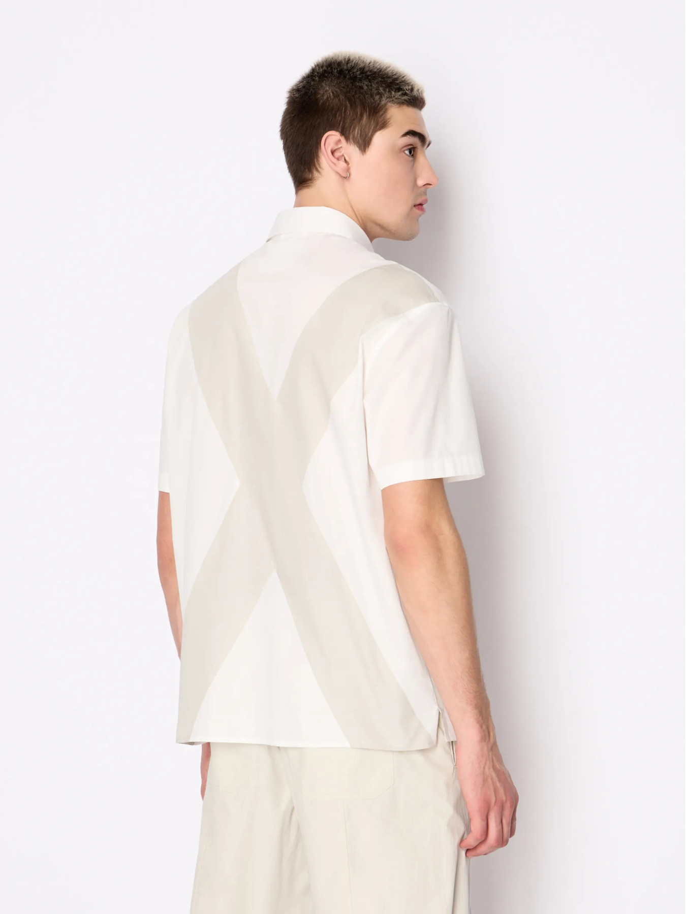 Рубашки Armani Exchange модель 3RZCL4-ZNKHZ-81BA Рубашки Armani Exchange модель 3RZCL4-ZNKHZ-81BA Фото