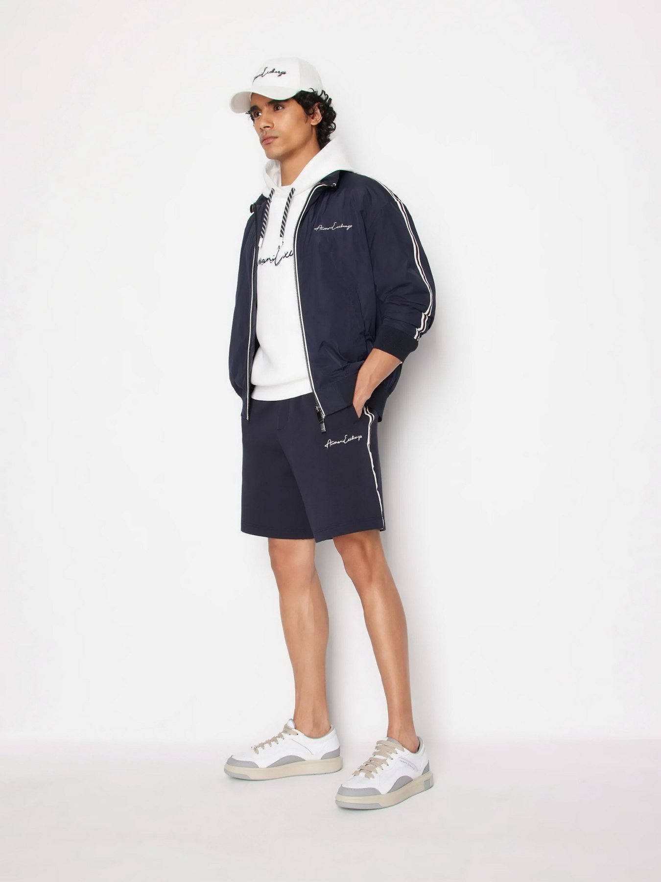 Куртки та дублянки Armani Exchange модель 6RZBL6-ZN2UZ-1583 Фото