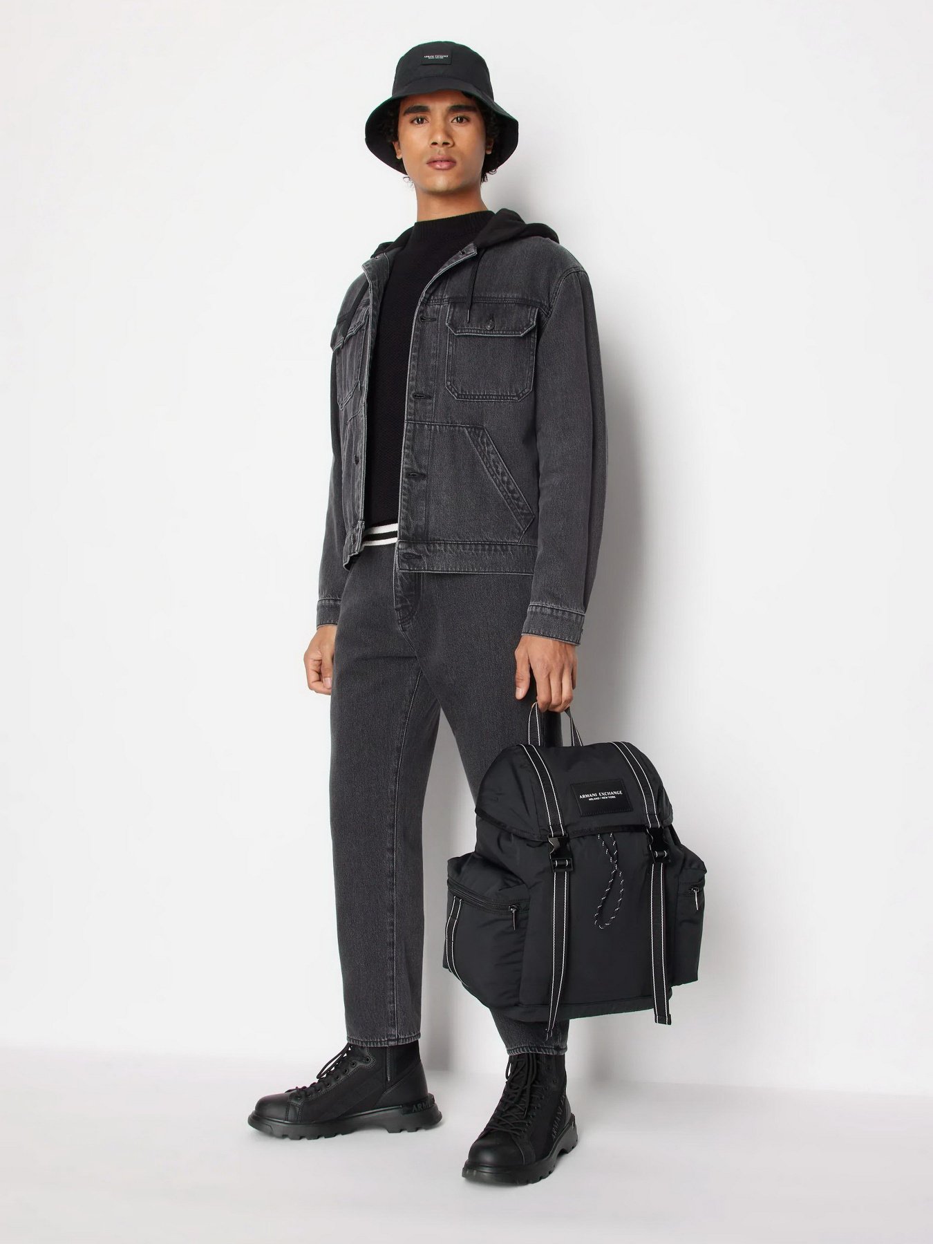 Светри та кардигани Armani Exchange модель 6RZM6A-ZMX8Z-1200 Светри та кардигани Armani Exchange модель 6RZM6A-ZMX8Z-1200 Фото