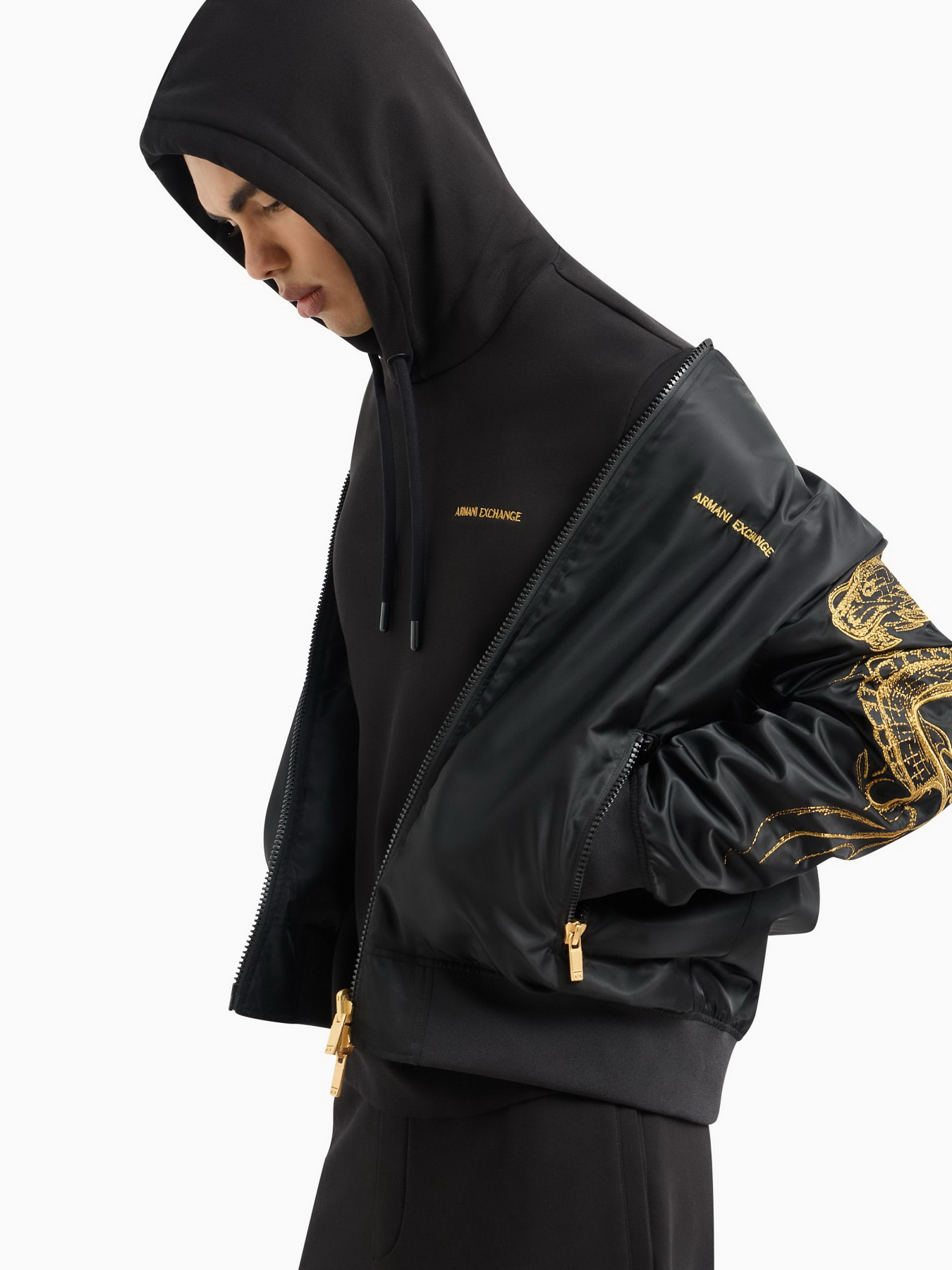 Худі та світшоти Armani Exchange Chinese New Year модель 3DZMGH-ZJ4XZ-1200 Худі та світшоти Armani Exchange Chinese New Year модель 3DZMGH-ZJ4XZ-1200 Фото