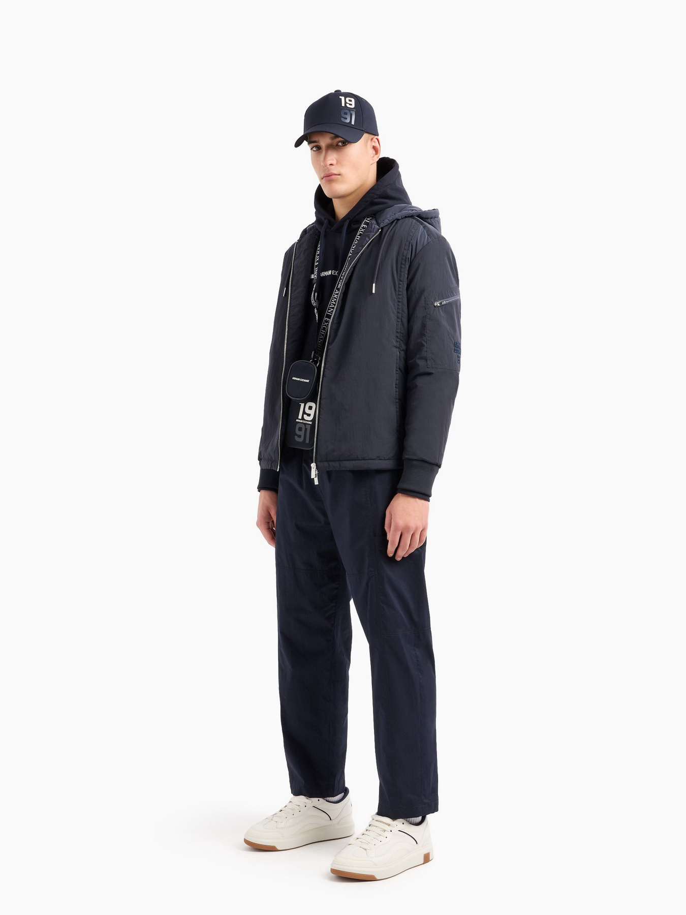 Худи и свитшоты Armani Exchange модель 3DZMLF-ZJ4XZ-1583 Фото