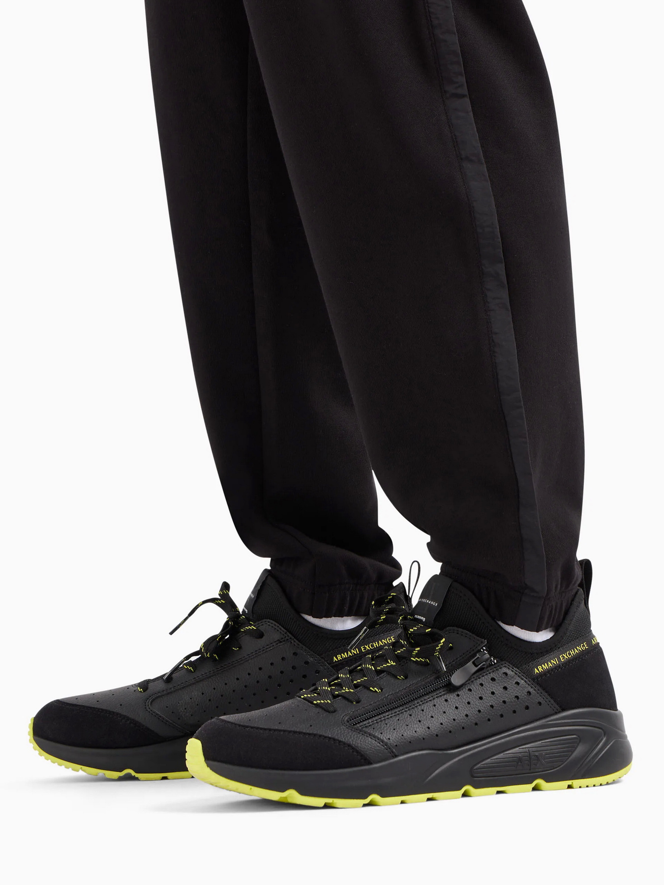 Брюки Armani Exchange модель 3DZPJA-ZJDPZ-1200 Фото