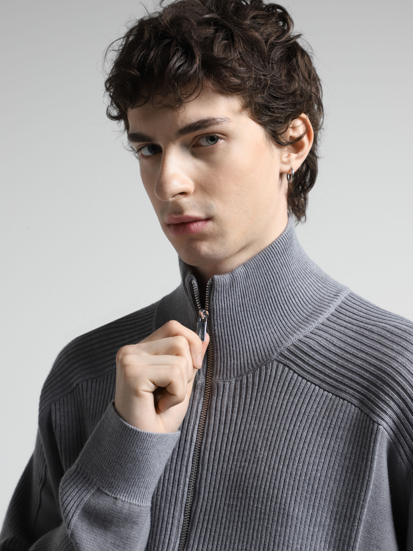 Светри та кардигани Armani Exchange модель 6DZE6G-ZM5BZ-19AA Светри та кардигани Armani Exchange модель 6DZE6G-ZM5BZ-19AA Фото