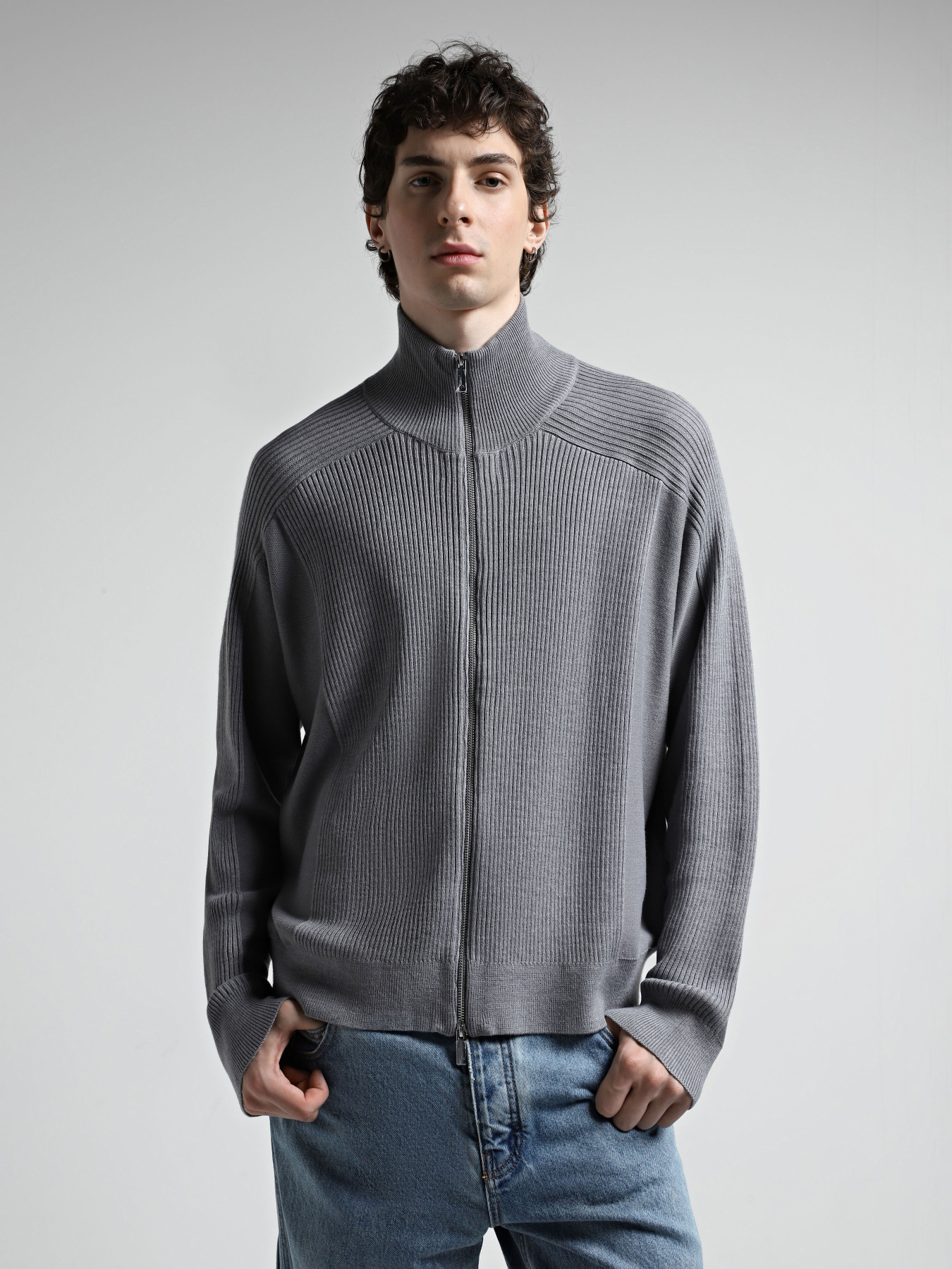Светри та кардигани Armani Exchange модель 6DZE6G-ZM5BZ-19AA Светри та кардигани Armani Exchange модель 6DZE6G-ZM5BZ-19AA Фото