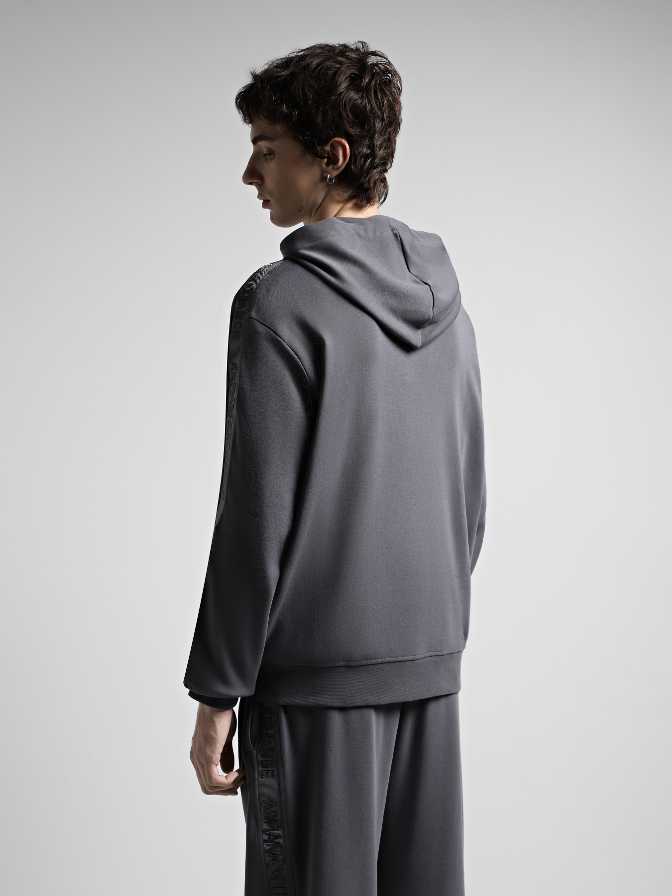 Худи и свитшоты Armani Exchange модель 6DZMLC-ZJNNZ-19AA Фото