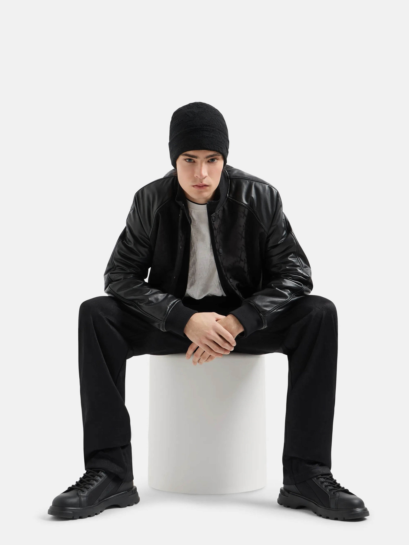 Куртки и дубленки Armani Exchange модель XM000002-AF10114-UC001 Фото