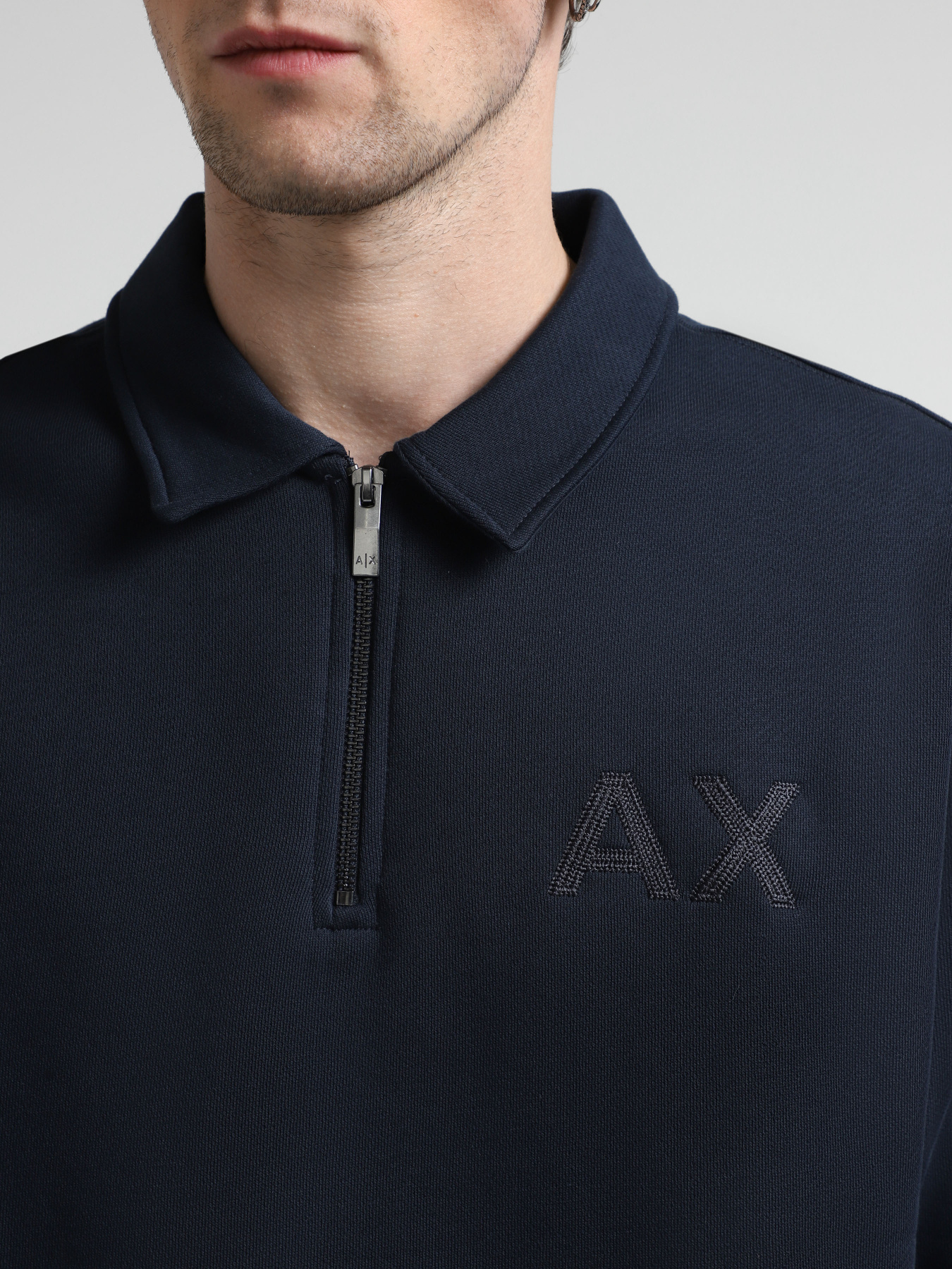 Худи и свитшоты Armani Exchange модель 6DZMAB-ZJKAZ-1510 Фото