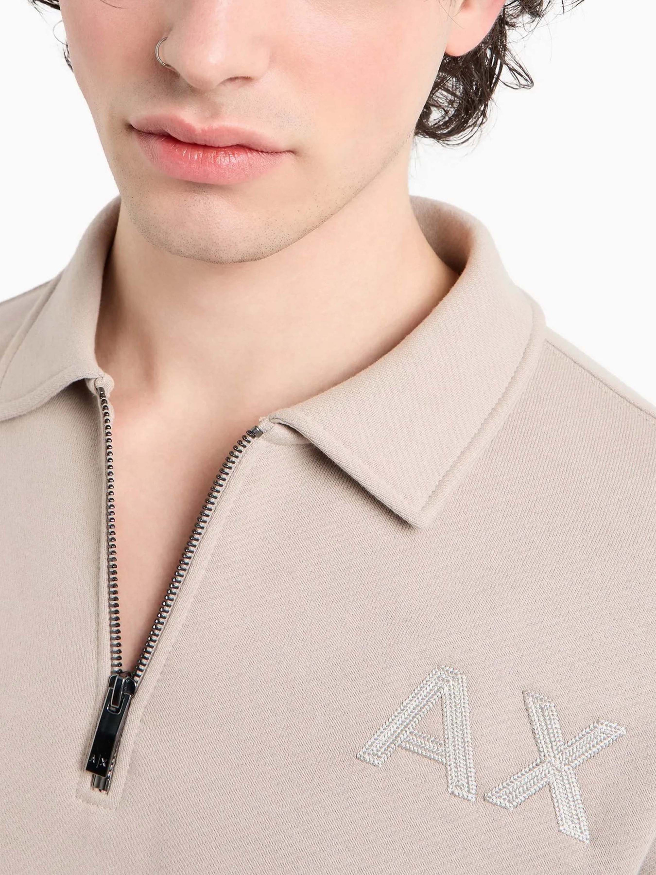 Худі та світшоти Armani Exchange модель 6DZMAB-ZJKAZ-17AB Худі та світшоти Armani Exchange модель 6DZMAB-ZJKAZ-17AB Фото