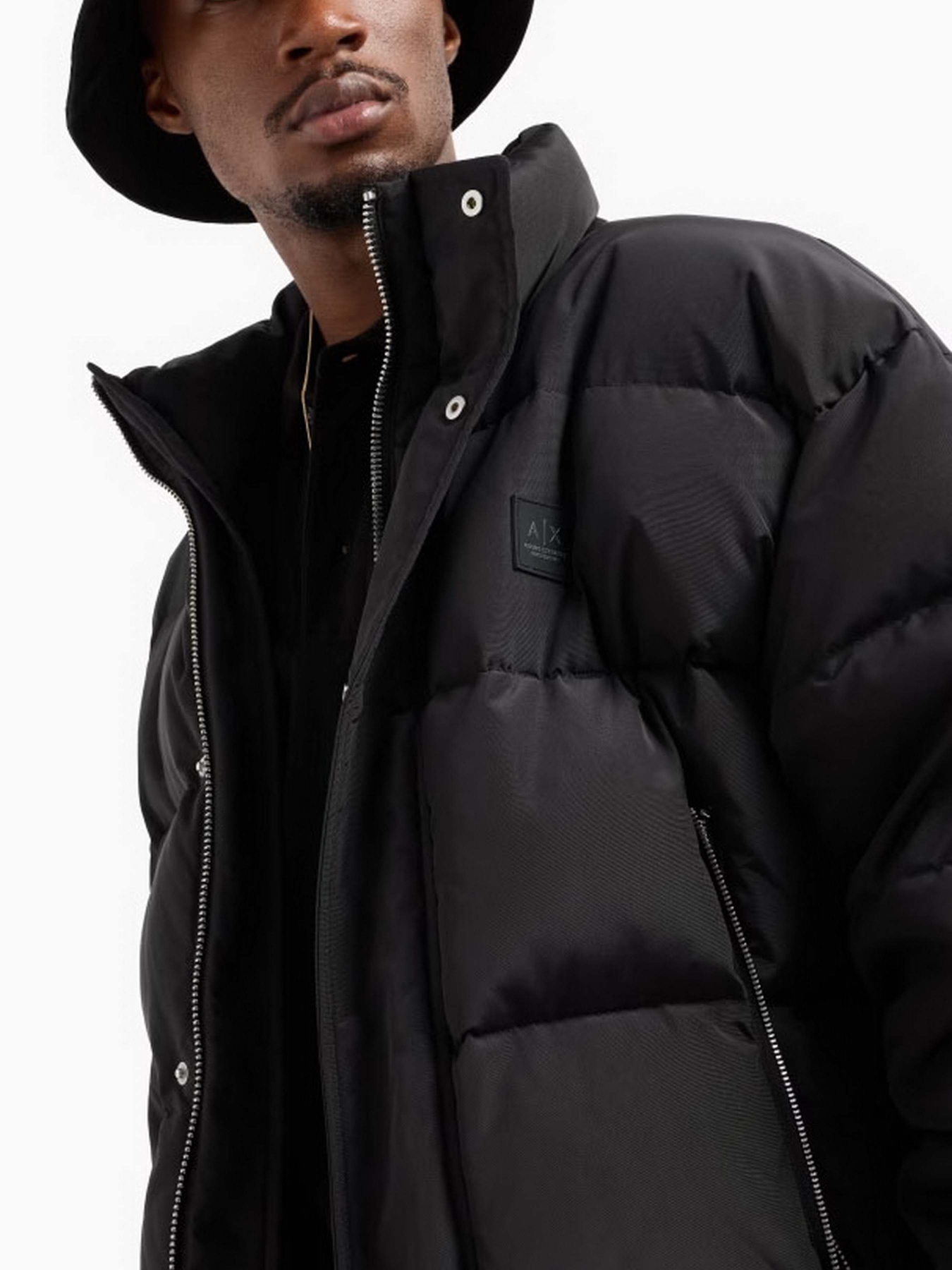 Куртки та дублянки Armani Exchange модель XM000032-AF10323-UC001 Фото