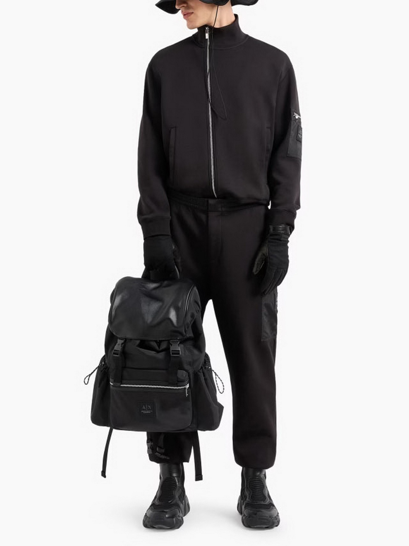 Худі та світшоти Armani Exchange модель XM000085-AF10818-UC001 Худі та світшоти Armani Exchange модель XM000085-AF10818-UC001 Фото