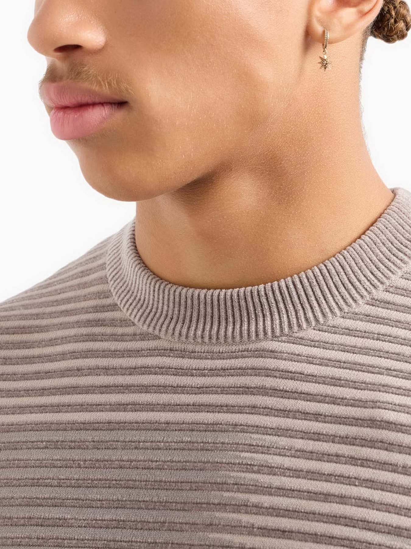 Светри та кардигани Armani Exchange модель 6DZM2P-ZM4PZ-17AC Фото