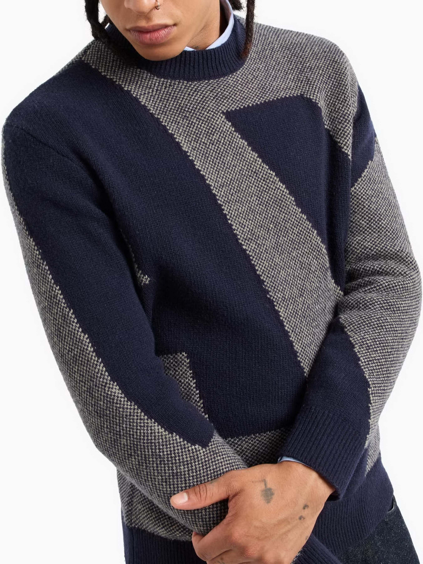 Свитры и кардиганы Armani Exchange модель 6DZM2Q-ZM4QZ-45AX Свитры и кардиганы Armani Exchange модель 6DZM2Q-ZM4QZ-45AX Фото