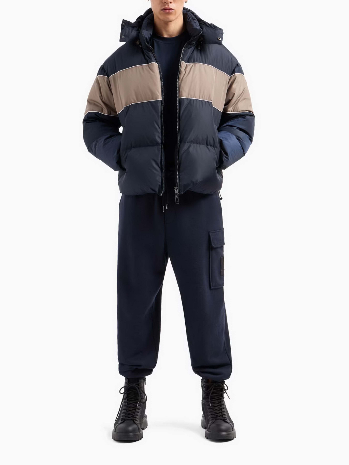 Брюки Armani Exchange модель 6DZPJH-ZJ4XZ-1510 Брюки Armani Exchange модель 6DZPJH-ZJ4XZ-1510 Фото