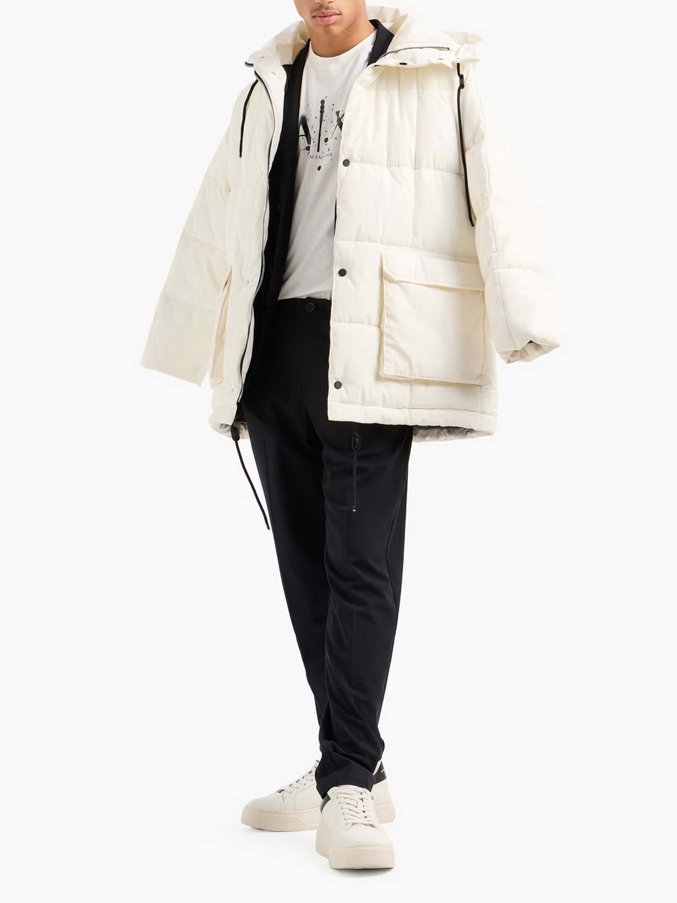Куртки и дубленки Armani Exchange модель XM000021-AF10247-U0009 Фото