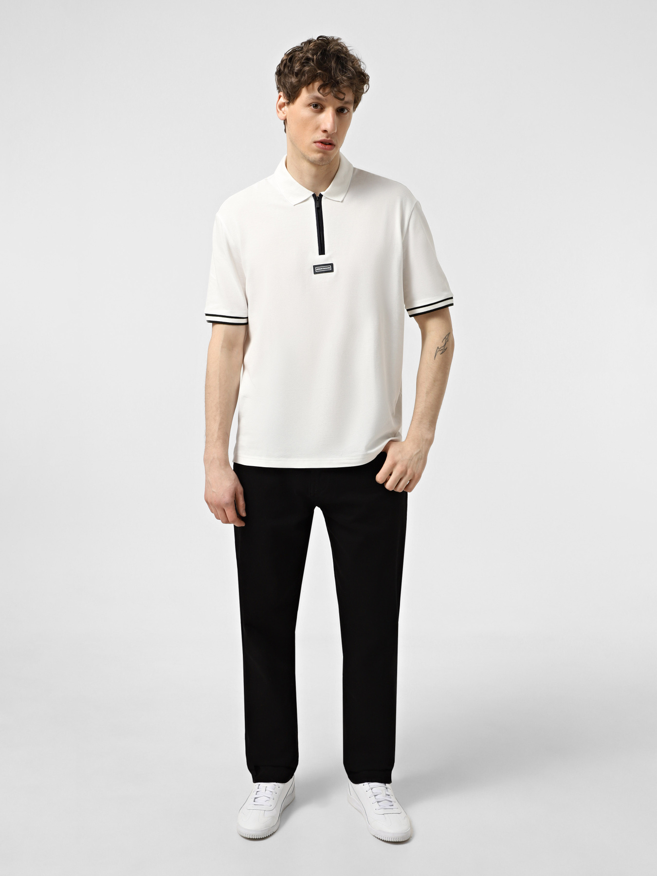 Джинси Armani Exchange модель XM000049-AF14267-UC001 Джинси Armani Exchange модель XM000049-AF14267-UC001 Фото