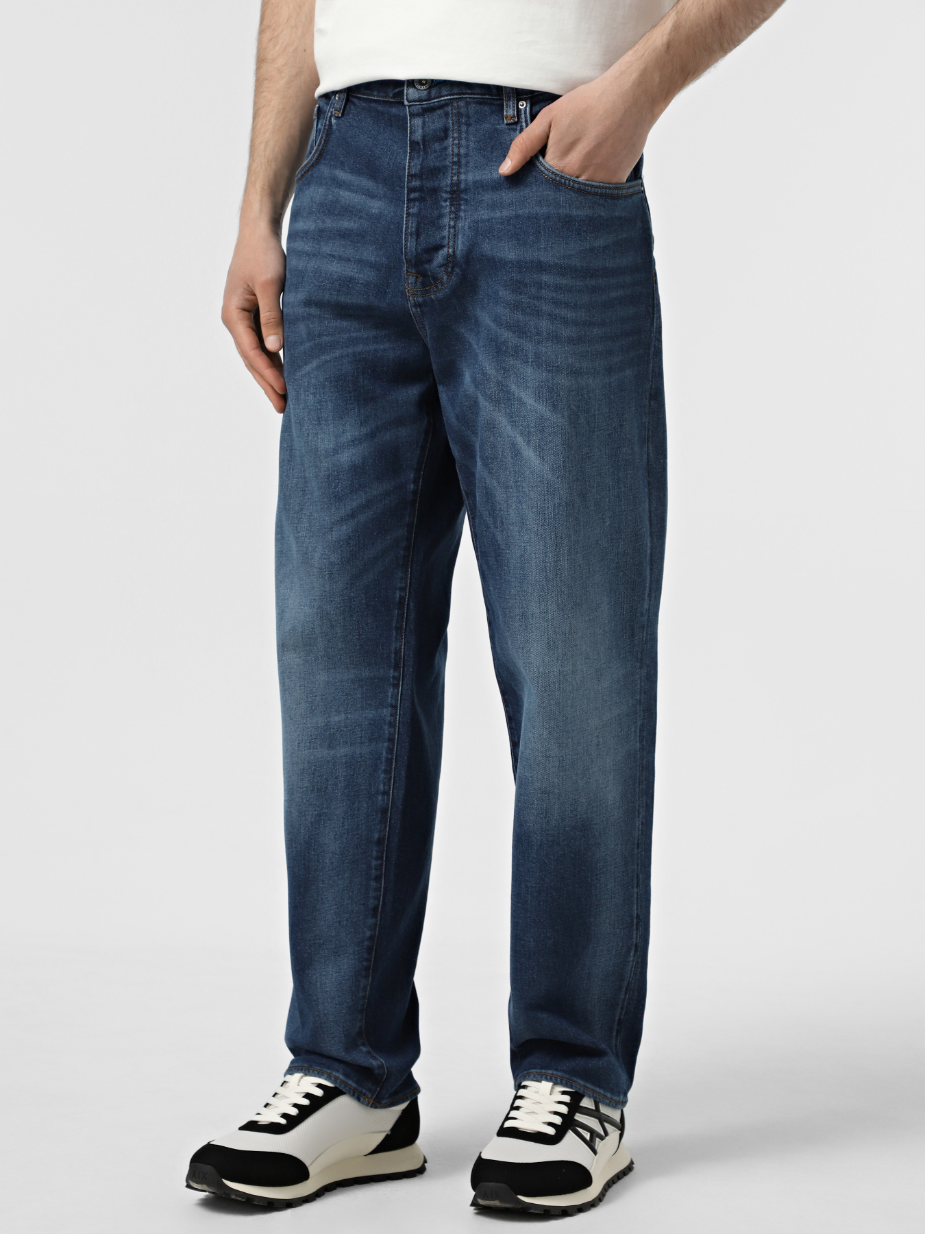 Джинси Armani Exchange модель XM000075-AF13097-MB001 Фото