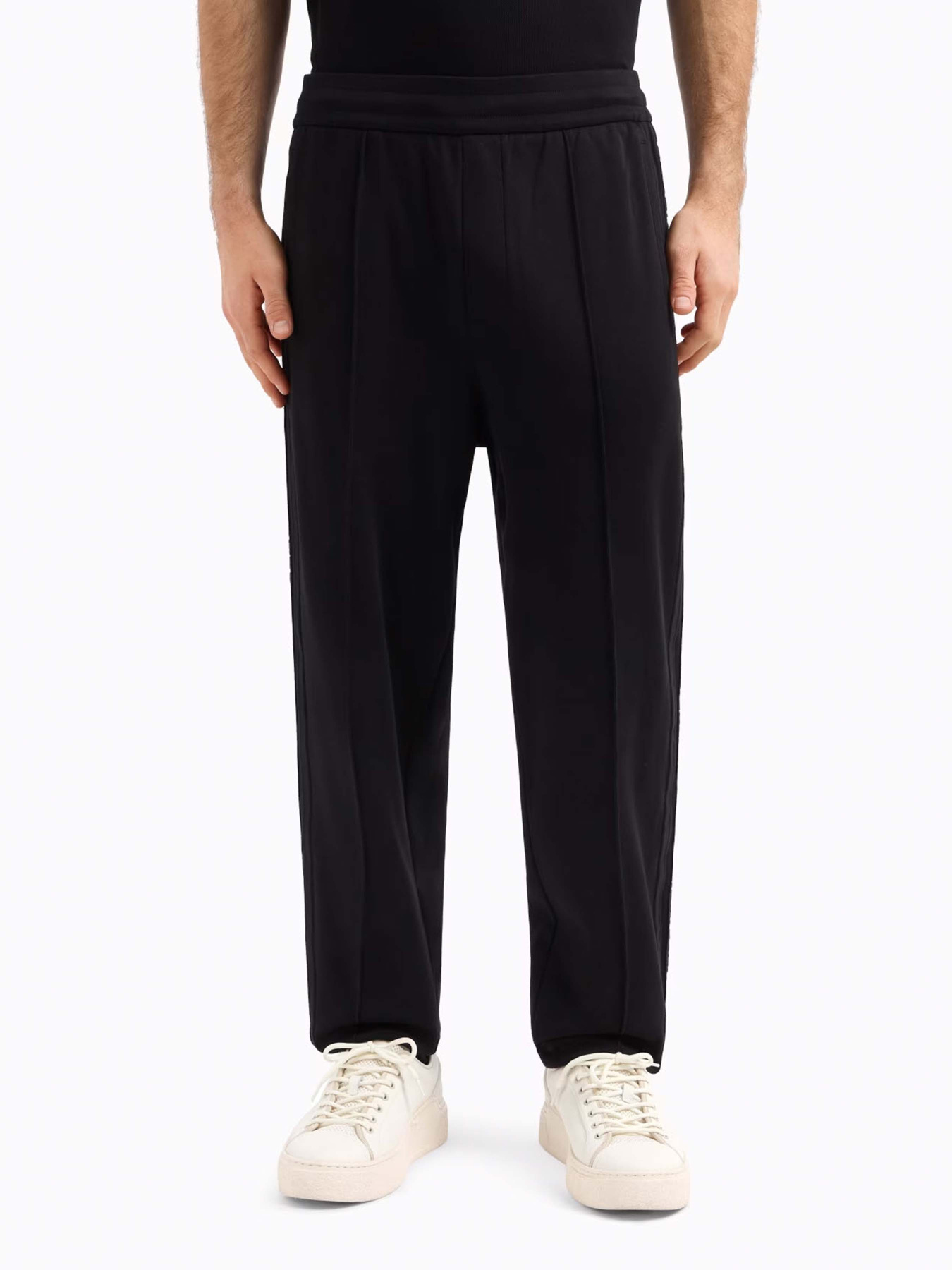 Брюки Armani Exchange модель XM000308-AF10365-UC001 Фото