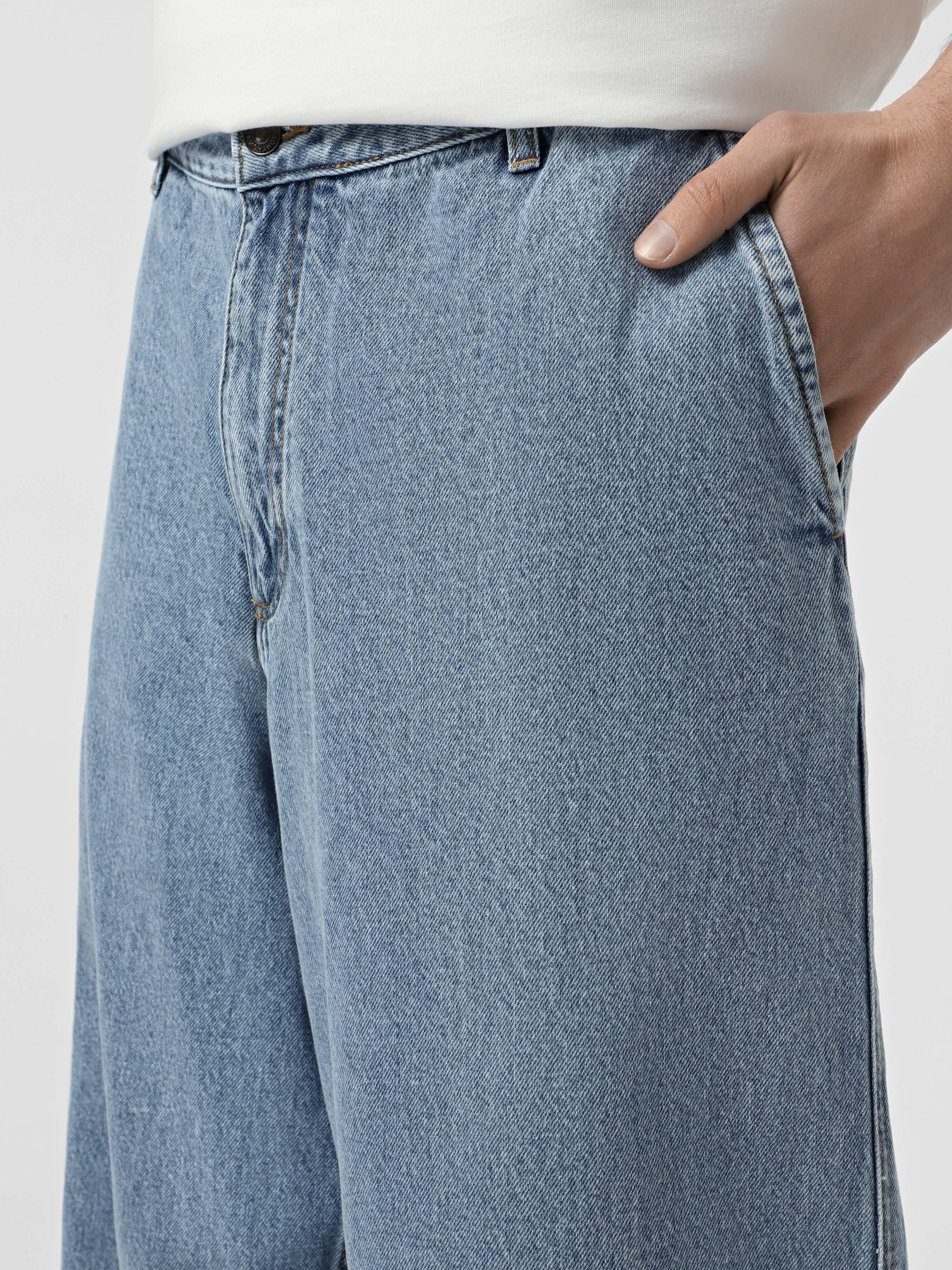 Джинси Armani Exchange модель XM001231-AF13367-MB003 Фото