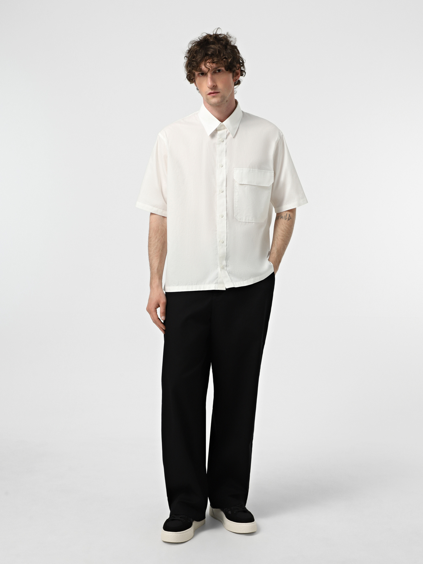 Штани Armani Exchange модель XM000394-AF13171-UC001 Штани Armani Exchange модель XM000394-AF13171-UC001 Фото