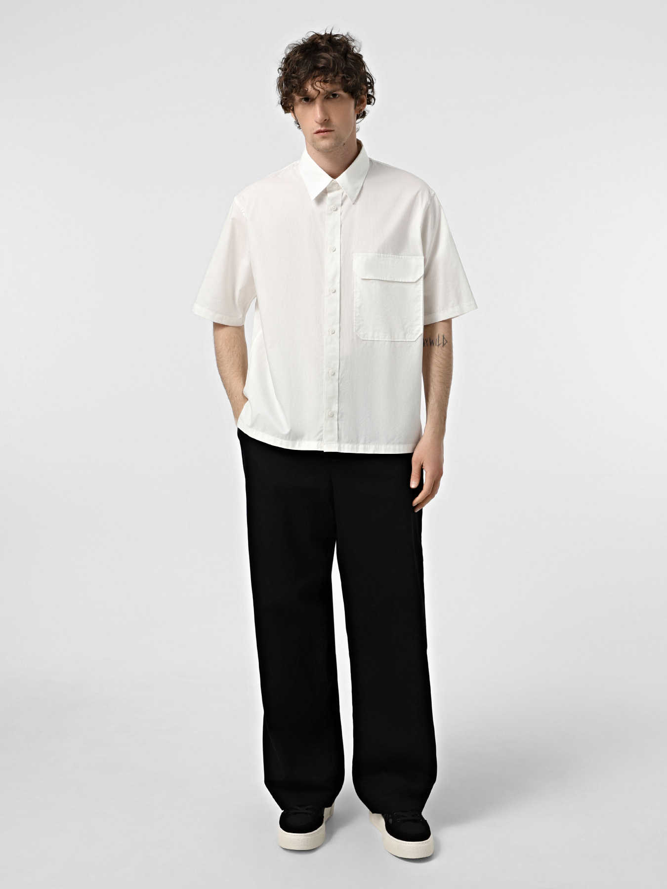 Рубашки Armani Exchange модель XM000449-AF13167-U0009 Фото
