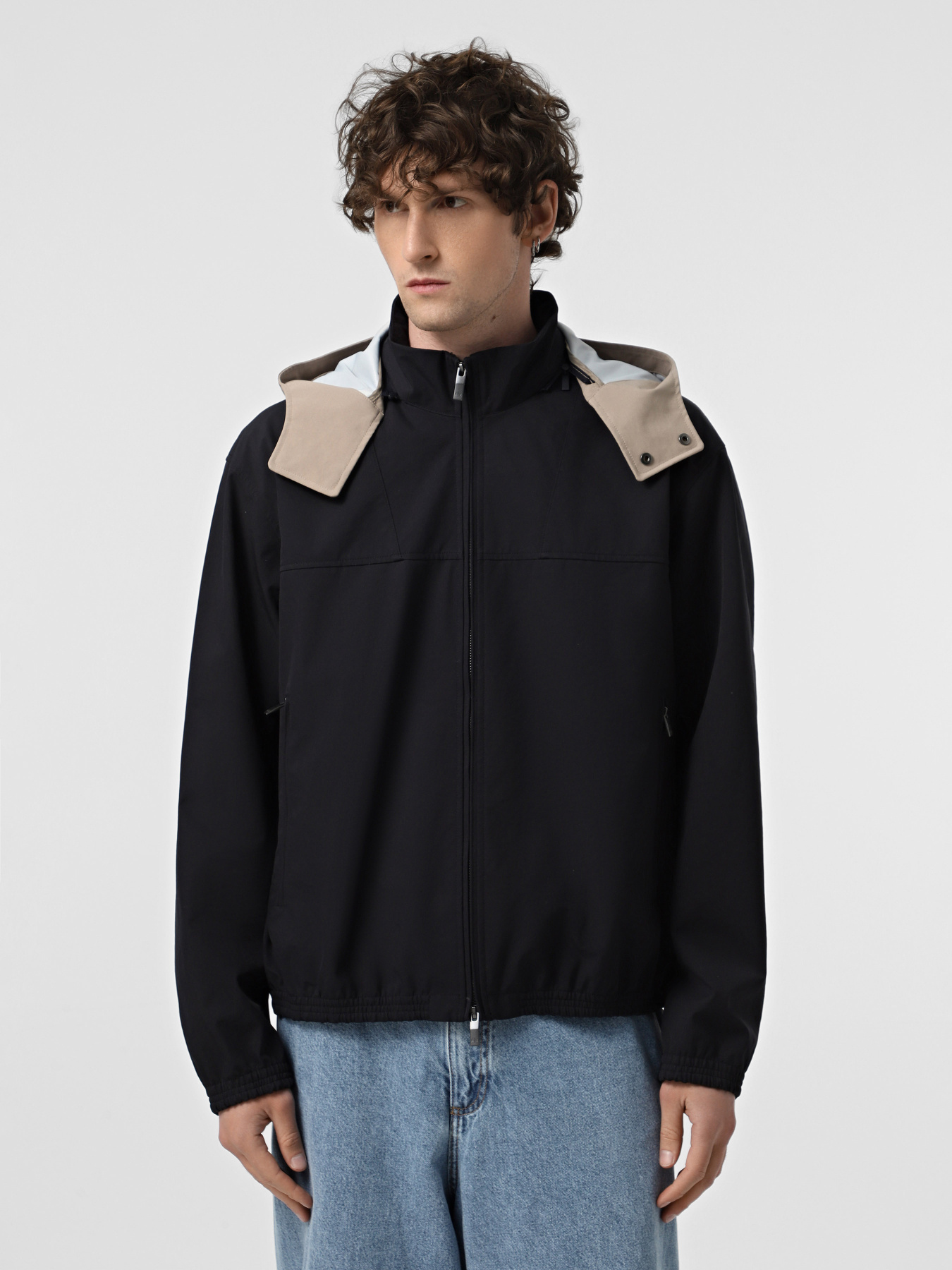 Куртки и дубленки Armani Exchange модель XM001243-AF13132-UB101 Фото