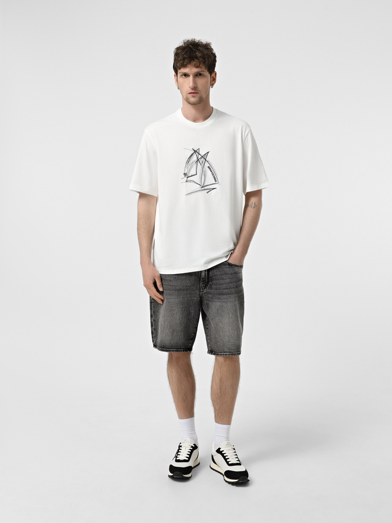 Шорти Armani Exchange модель XM000073-AF13264-M8088 Шорти Armani Exchange модель XM000073-AF13264-M8088 Фото