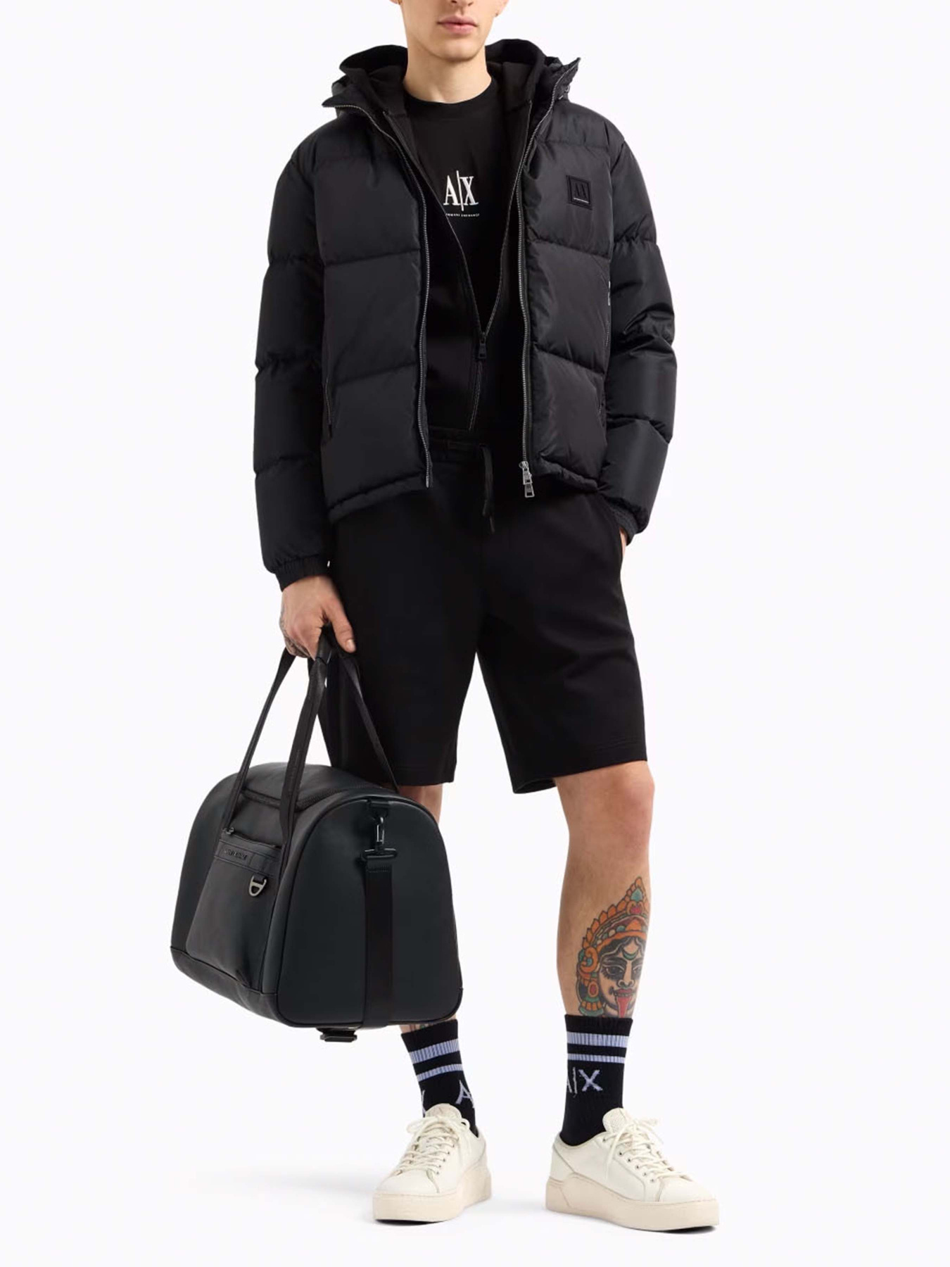 Шорти Armani Exchange модель XM000372-AF10818-UC001 Фото