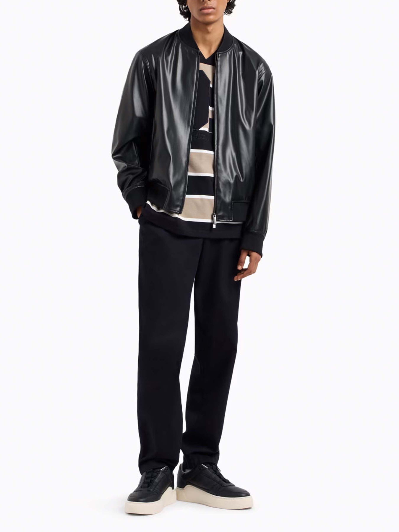 Куртки и дубленки Armani Exchange модель XM001241-AF14863-UC001 Фото