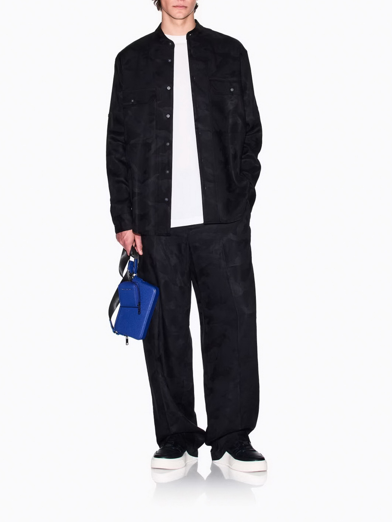 Футболки і поло Armani Exchange модель XM000576-AF10364-U0009 Футболки і поло Armani Exchange модель XM000576-AF10364-U0009 Фото