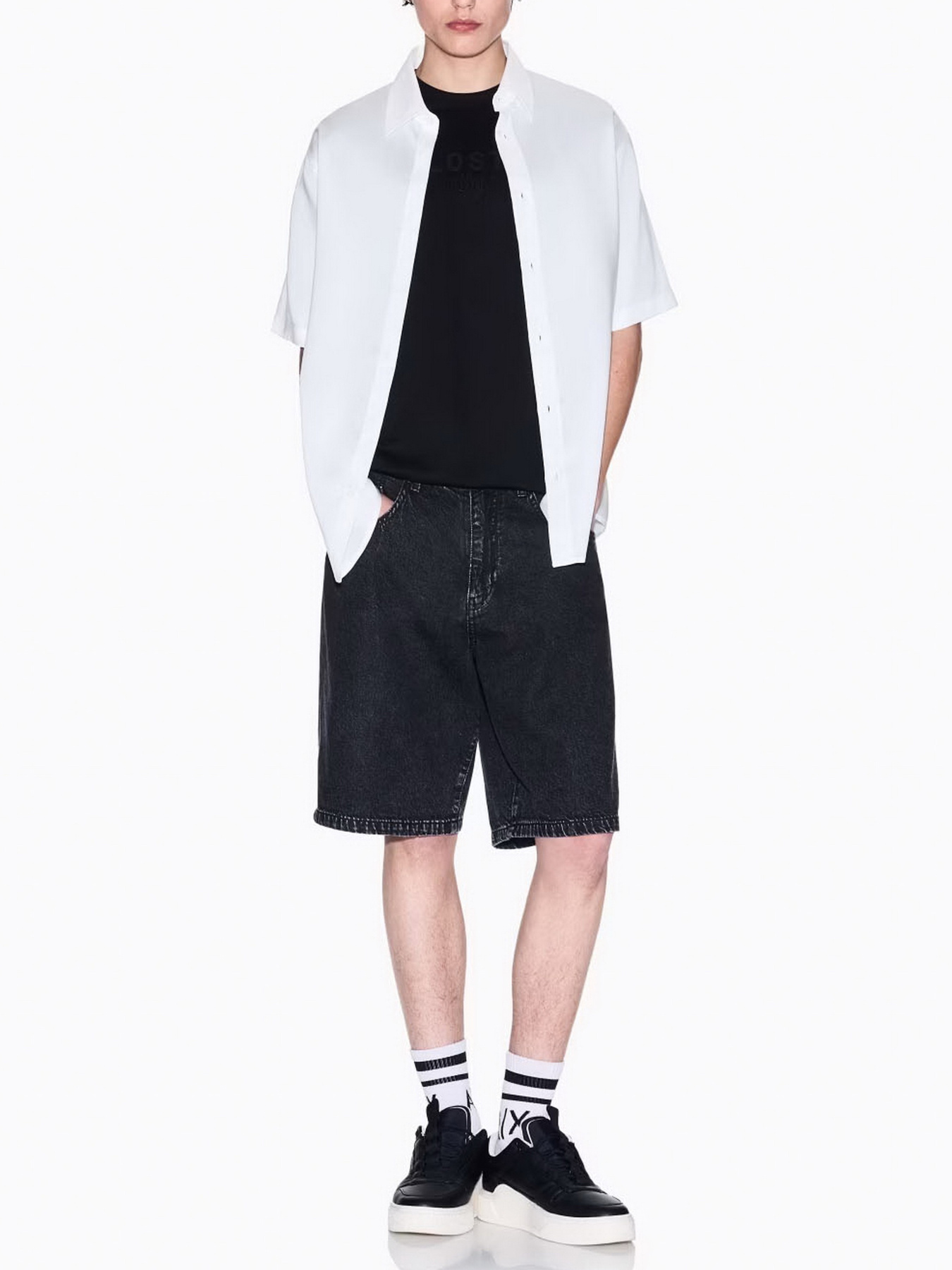 Шорти Armani Exchange модель XM000658-AF13366-M8001 Шорти Armani Exchange модель XM000658-AF13366-M8001 Фото