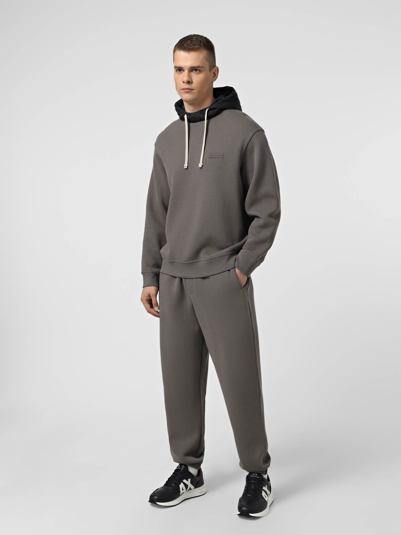 Штани Armani Exchange модель XM001347-AF16222-U8092 Штани Armani Exchange модель XM001347-AF16222-U8092 Фото