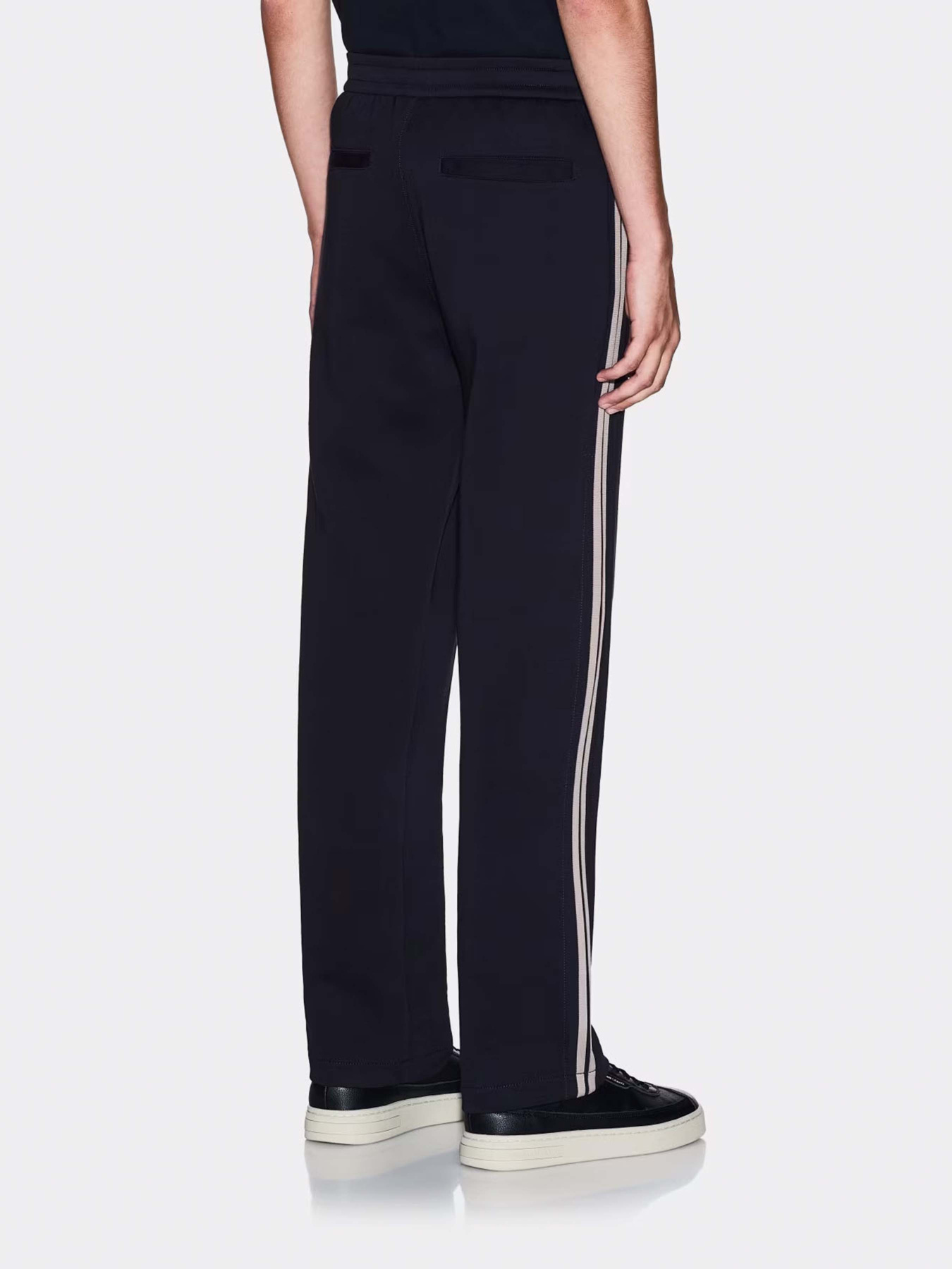Брюки Armani Exchange модель XM001362-AF10818-UB101 Фото