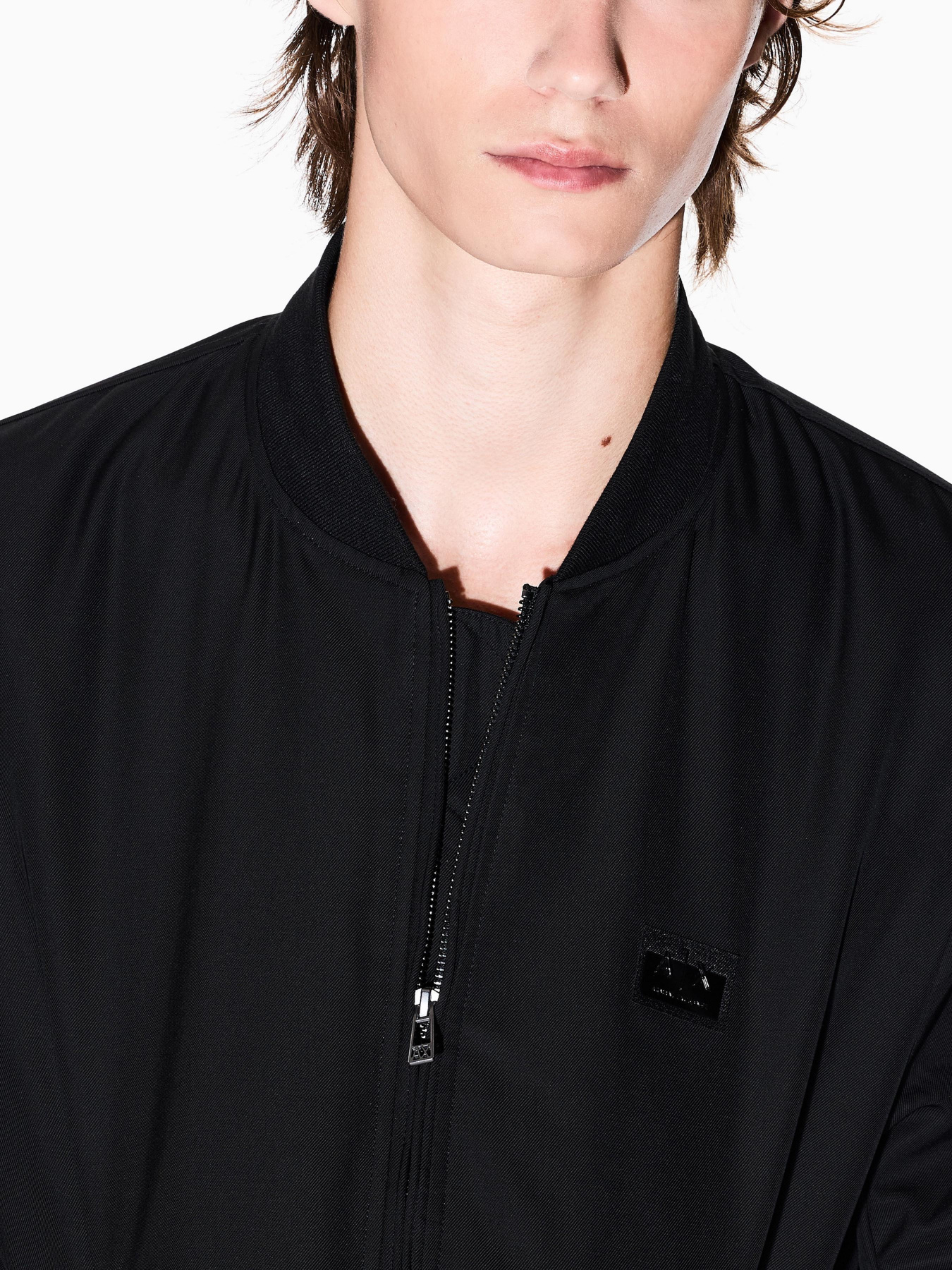 Куртки и дубленки Armani Exchange модель XM001137-AF16672-UC001 Фото