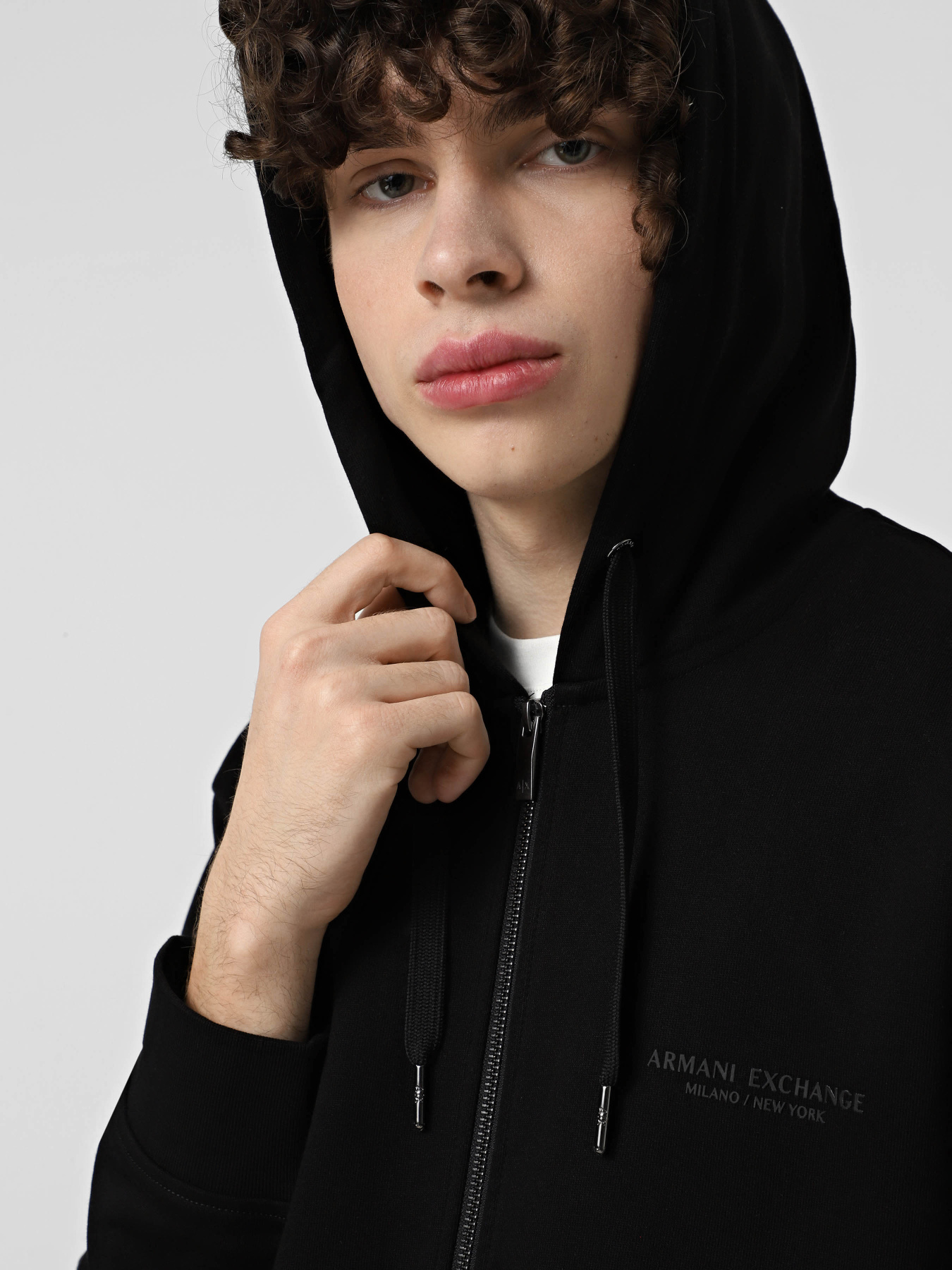 Худи и свитшоты Armani Exchange модель XM001293-AF20934-UC001 Фото