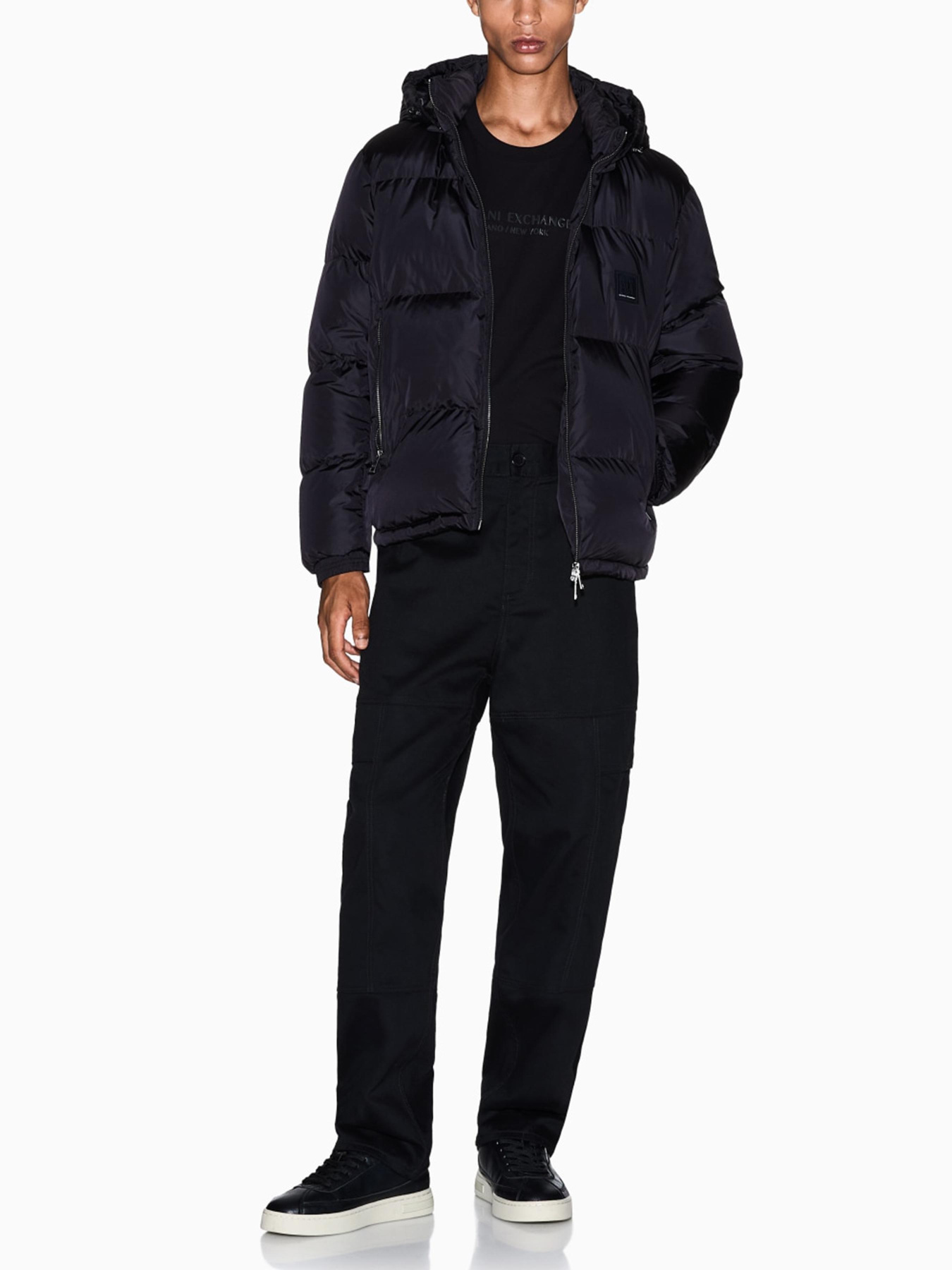 Куртки и дубленки Armani Exchange модель XM000348-AF12286-UC001 Фото
