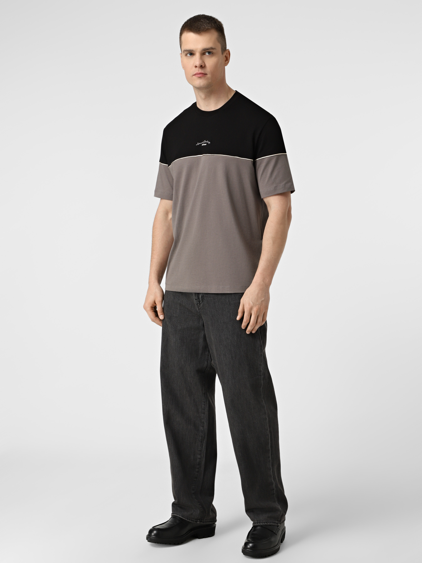 Футболки і поло Armani Exchange модель XM001034-AF10362-MC225 Футболки і поло Armani Exchange модель XM001034-AF10362-MC225 Фото