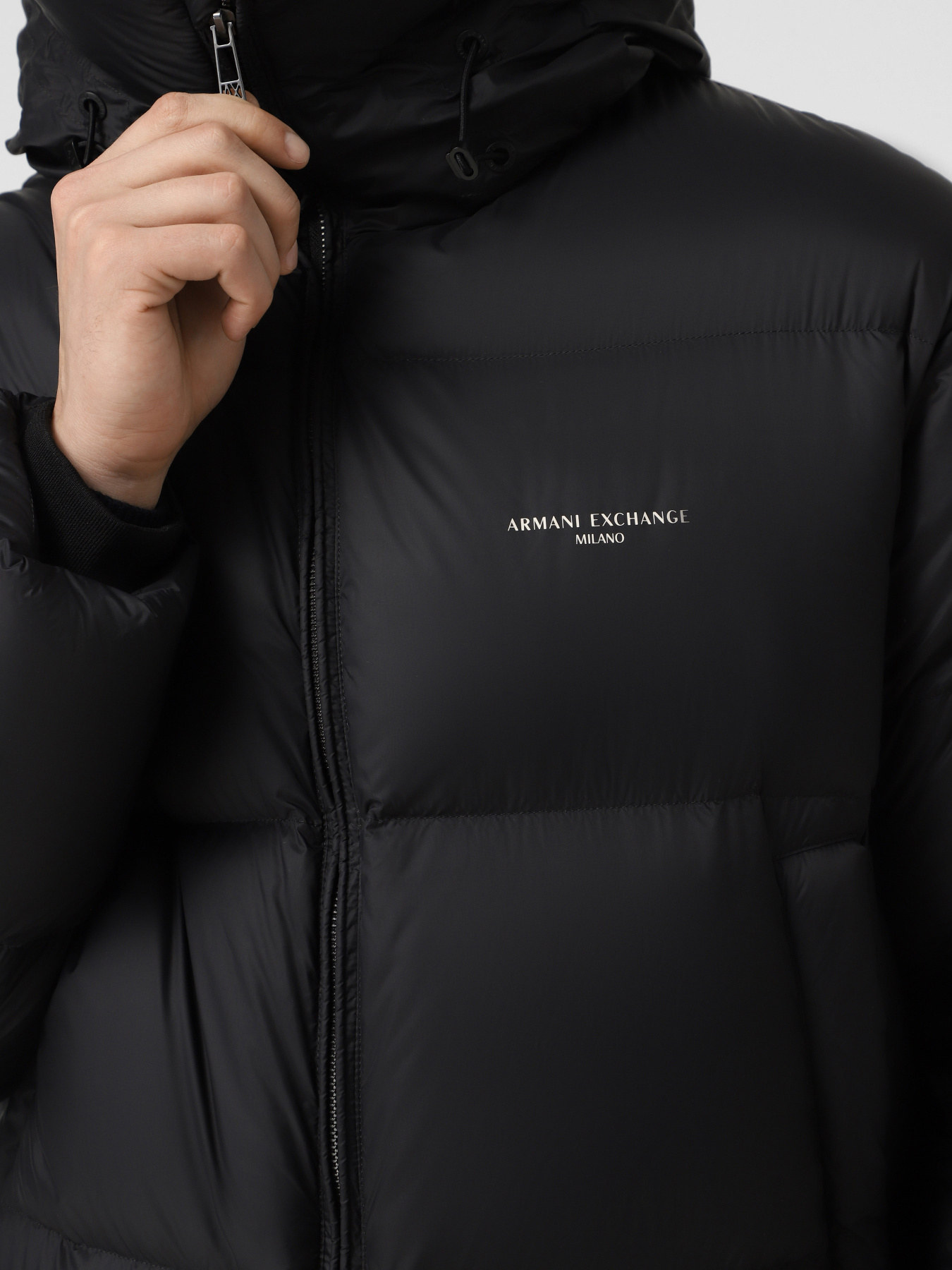Куртки та дублянки Armani Exchange модель XM001115-AF16589-UC001 Куртки та дублянки Armani Exchange модель XM001115-AF16589-UC001 Фото