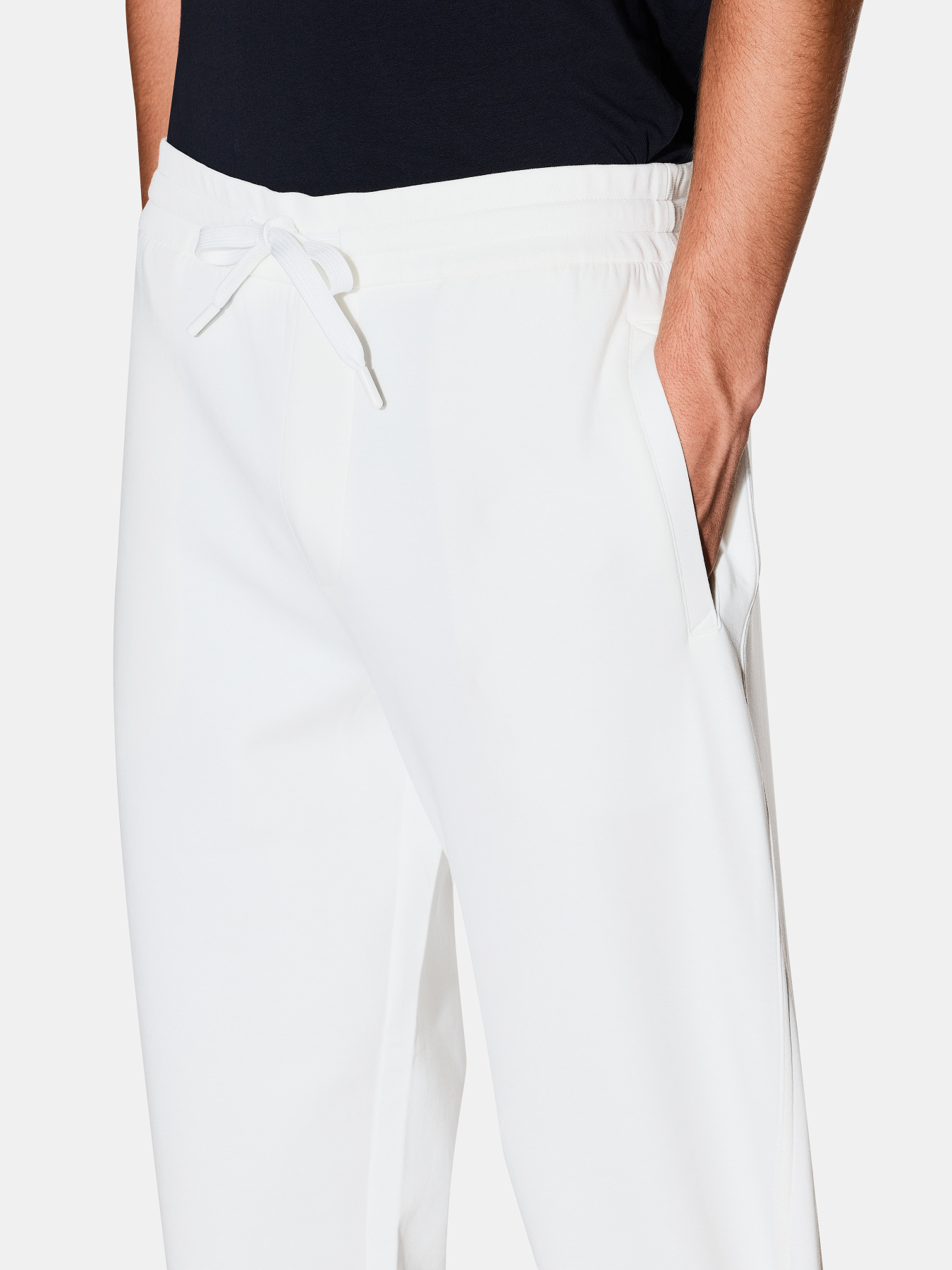Брюки Armani Exchange модель XM000373-AF10818-U0009 Фото