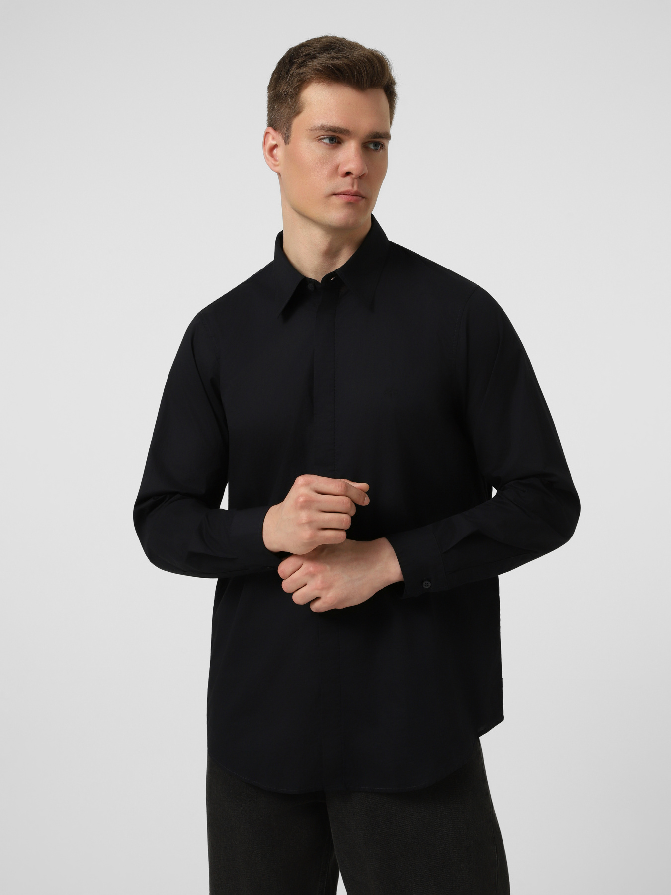 Рубашки Armani Exchange модель XM002319-AF24533-UB101 Фото