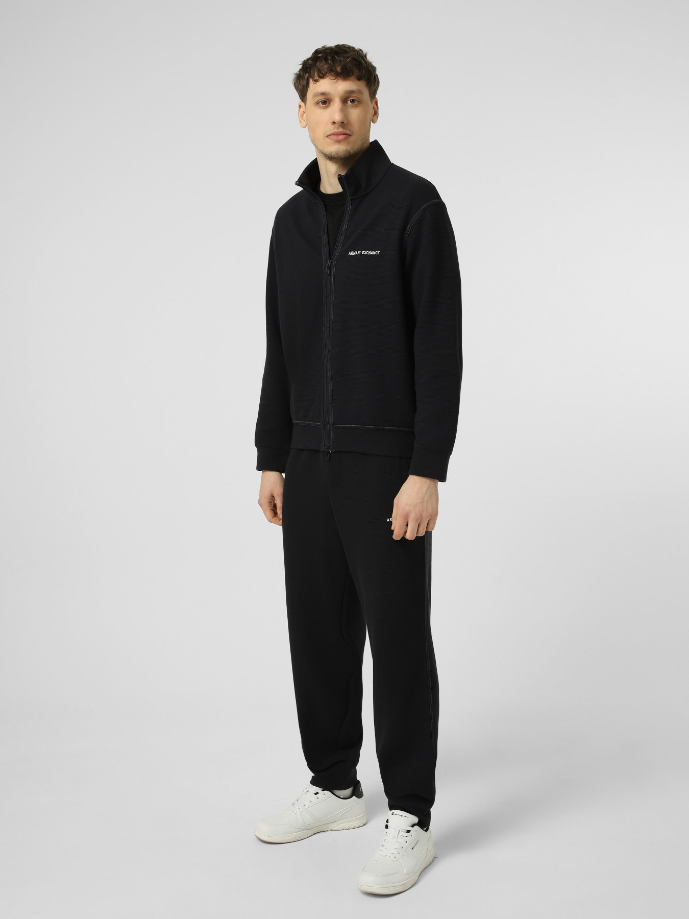 Худи и свитшоты Armani Exchange модель XM002327-AF21870-UB101 Фото